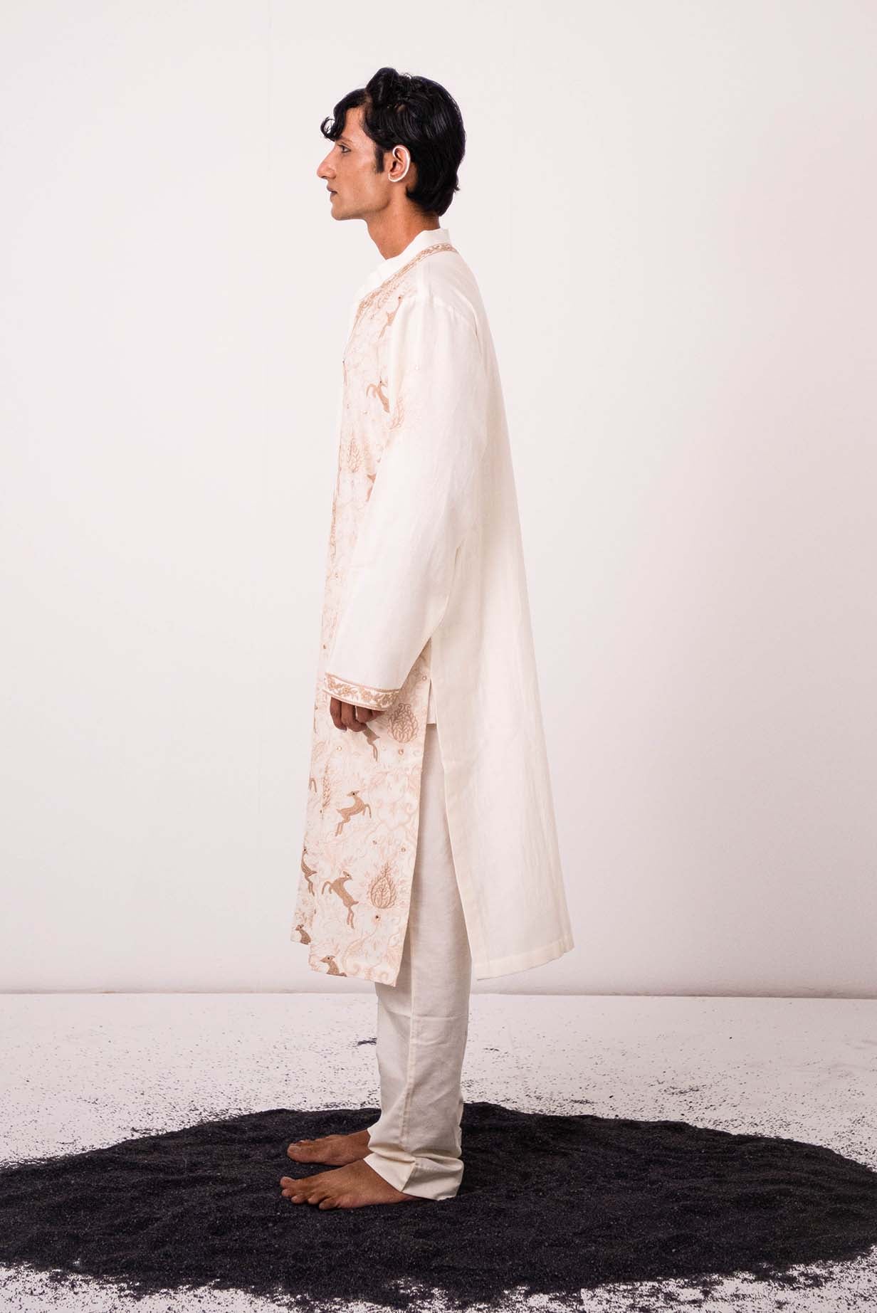 Chanderi Ivory Dancing Deer Kurta With Pants