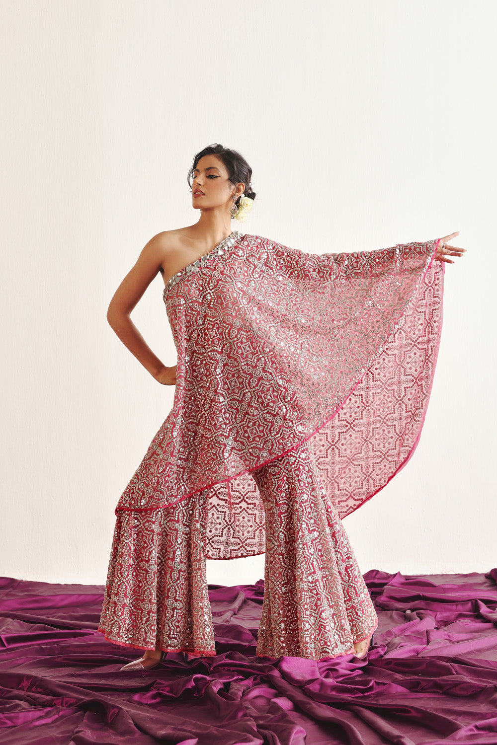 HEXAGON ONE SHOULDER CAPE