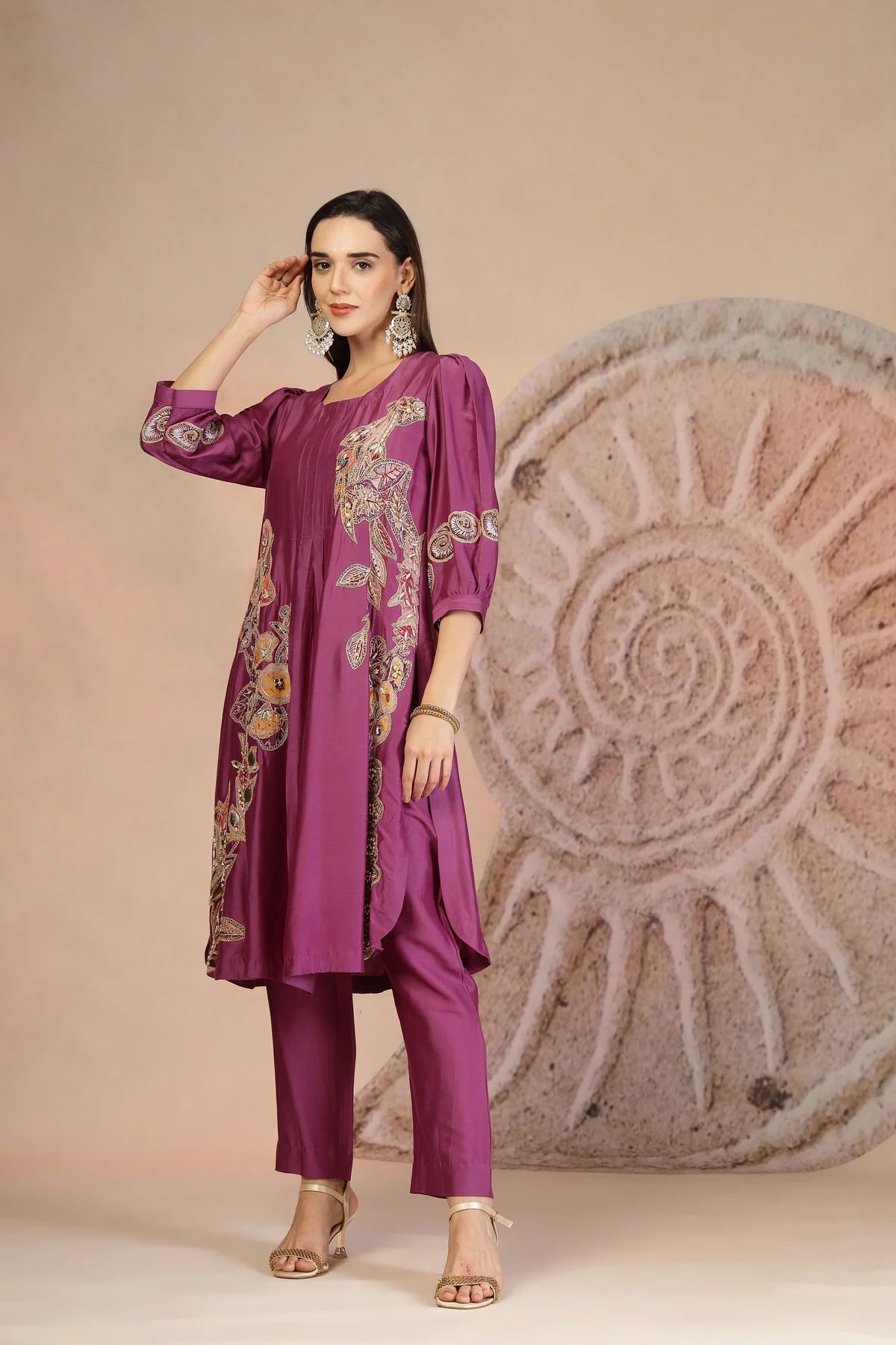 Purple Muslin Kurta & Pant Set with Balloon Sleeves and Detailing