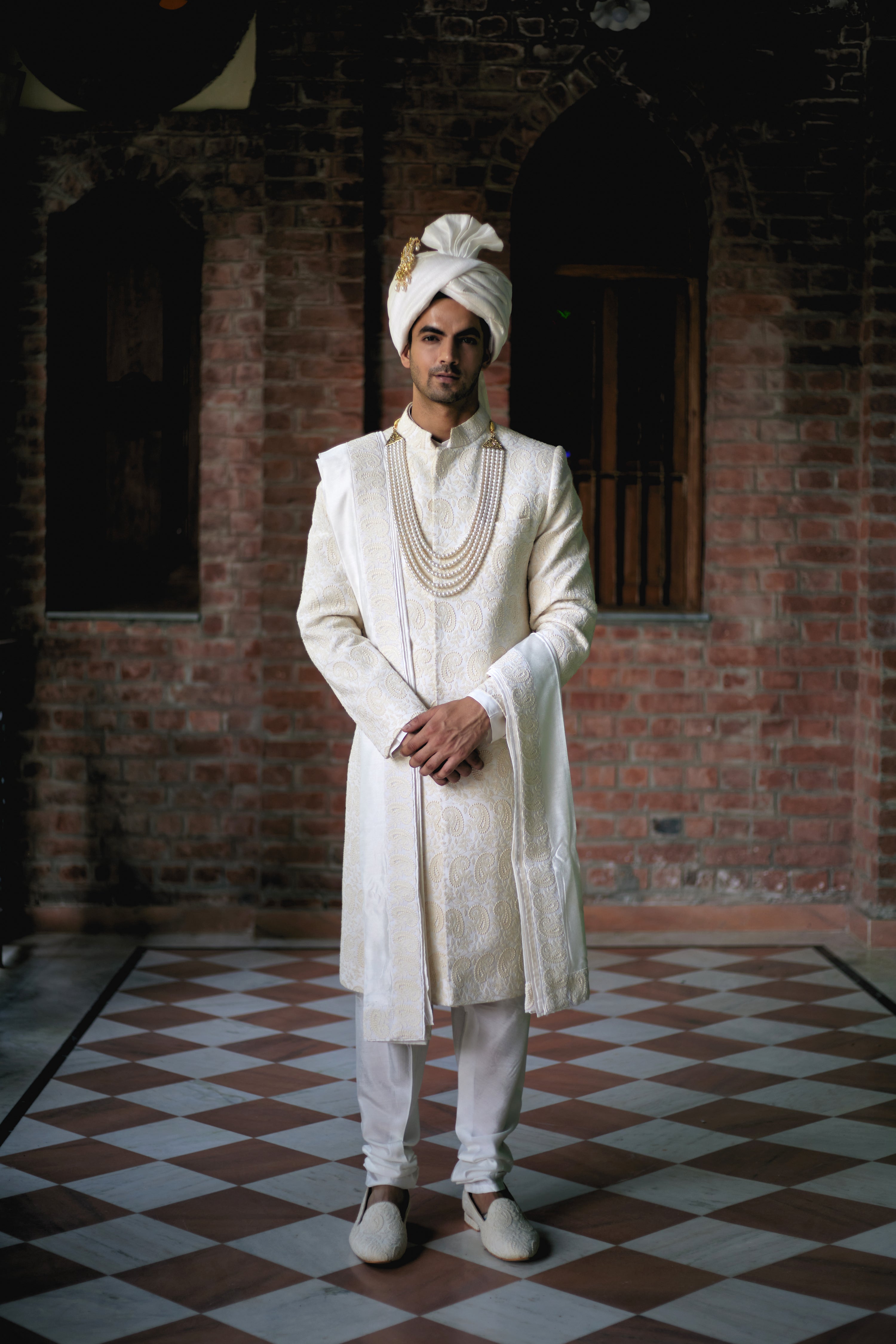 TURBAT SHERWANI (IVORY)