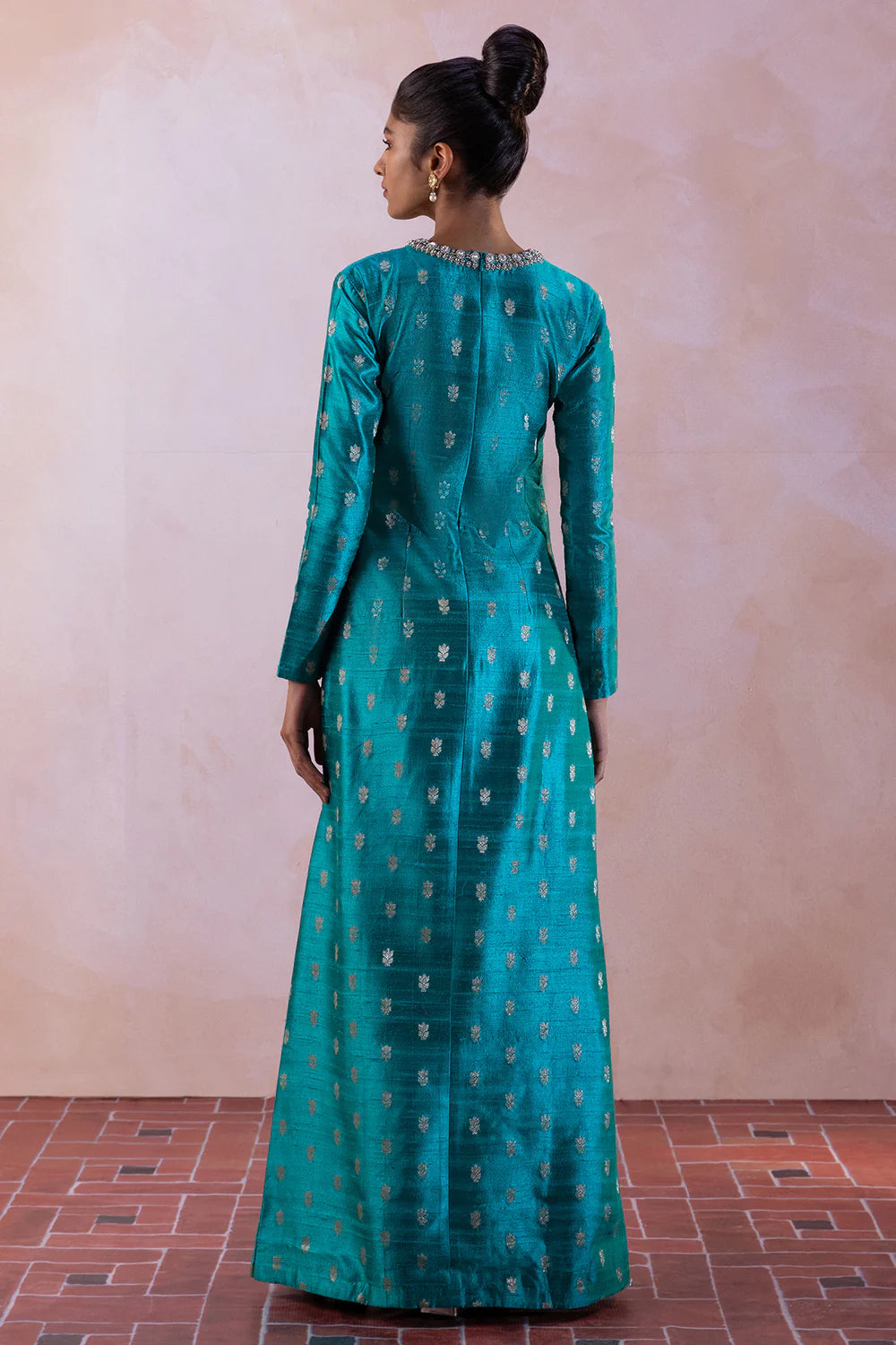 Raw Silk Buty Kurta Set with Silver Zari Tissue Flared Pants