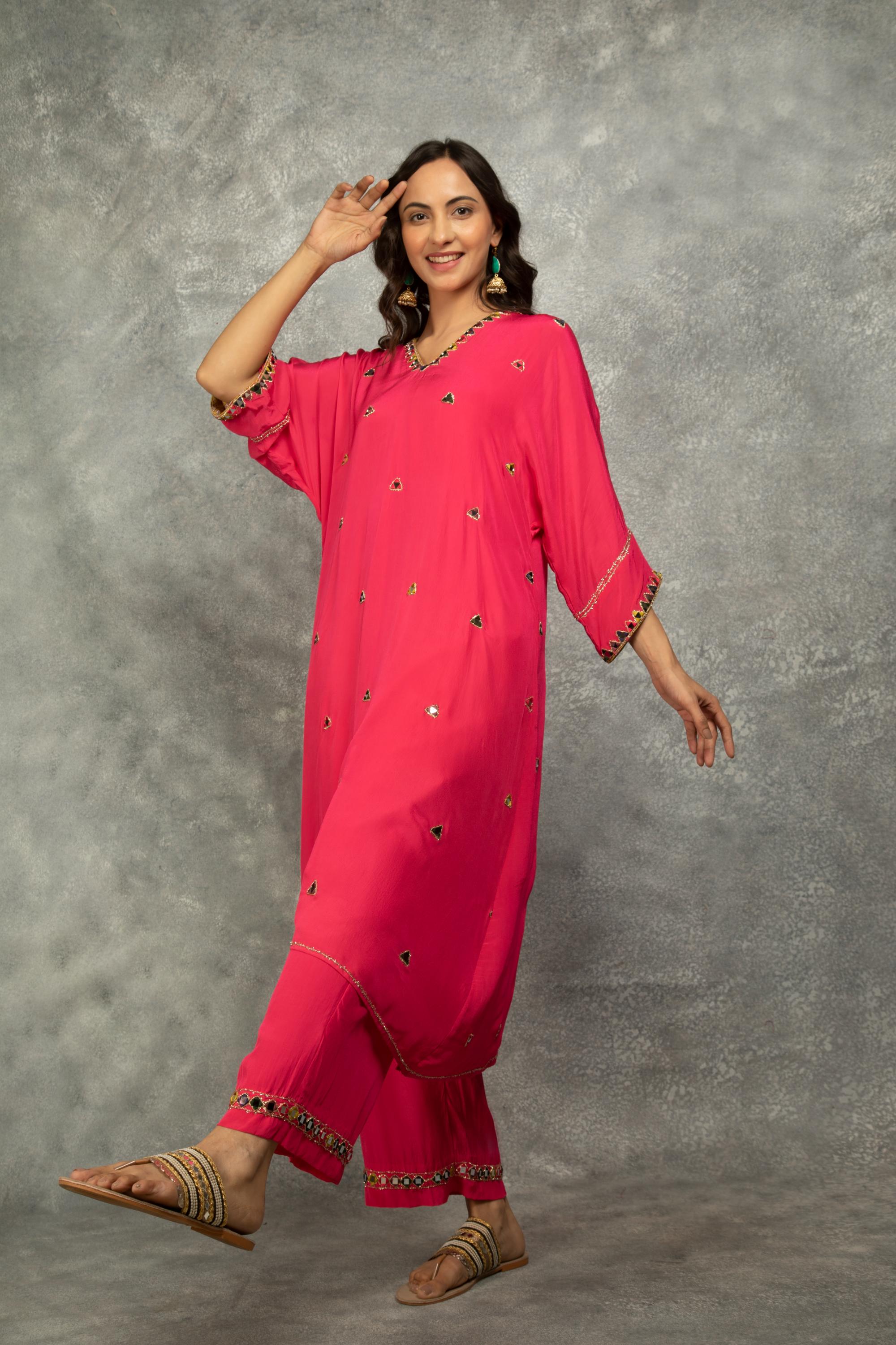 FushiaHigh Low Low Mirror Work Kaftaan Set