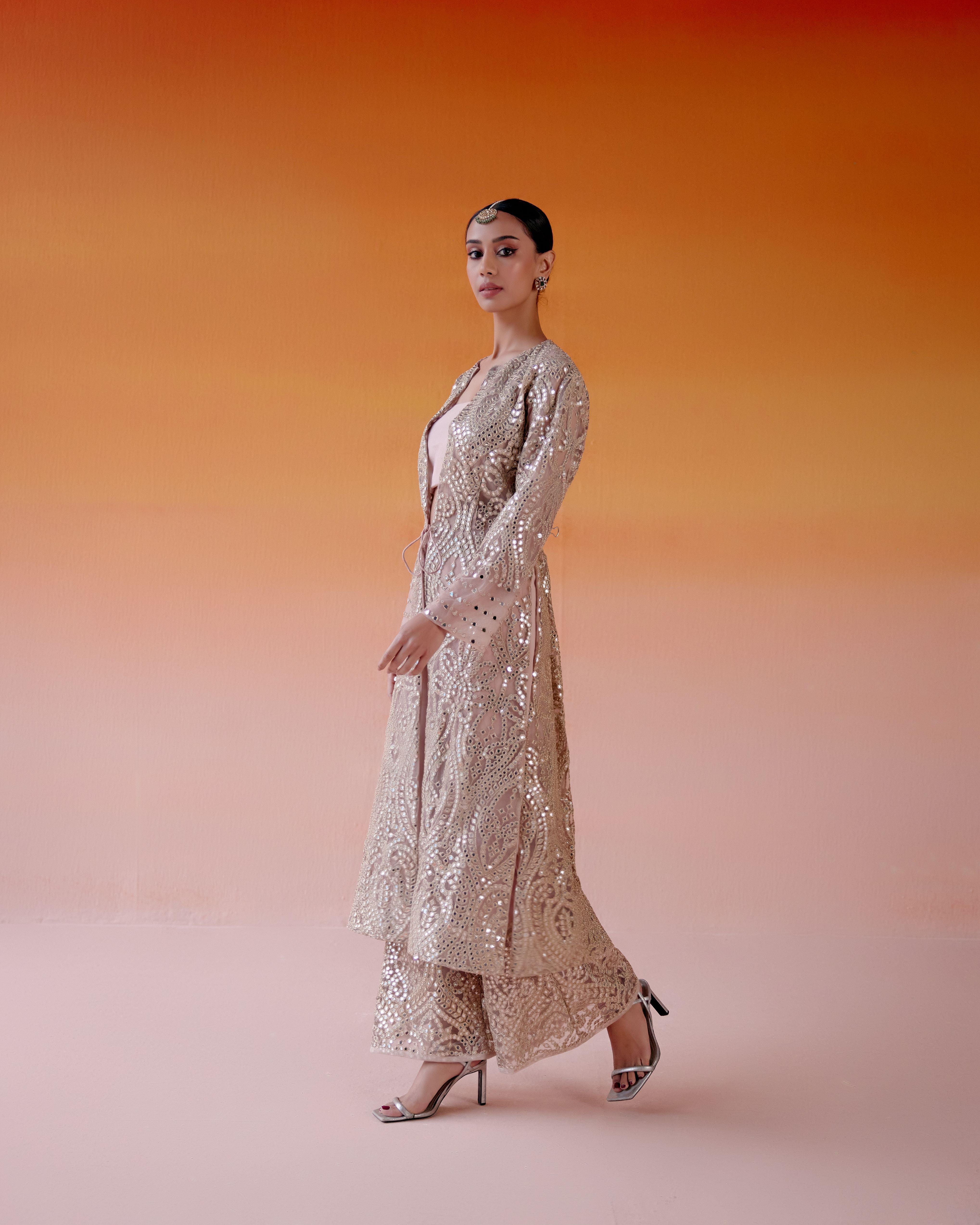 LONG V NECK TASSEL JACKET