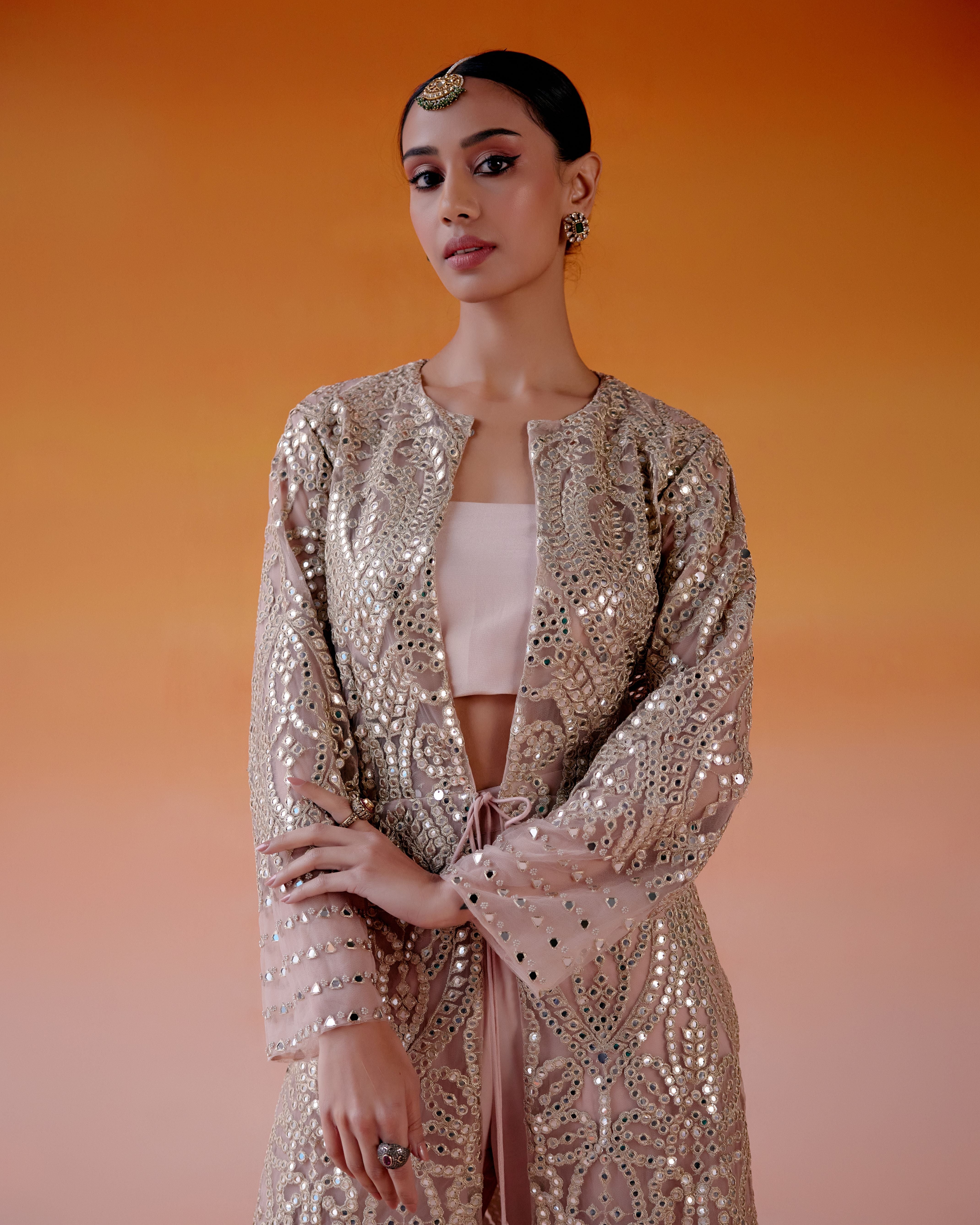 LONG V NECK TASSEL JACKET