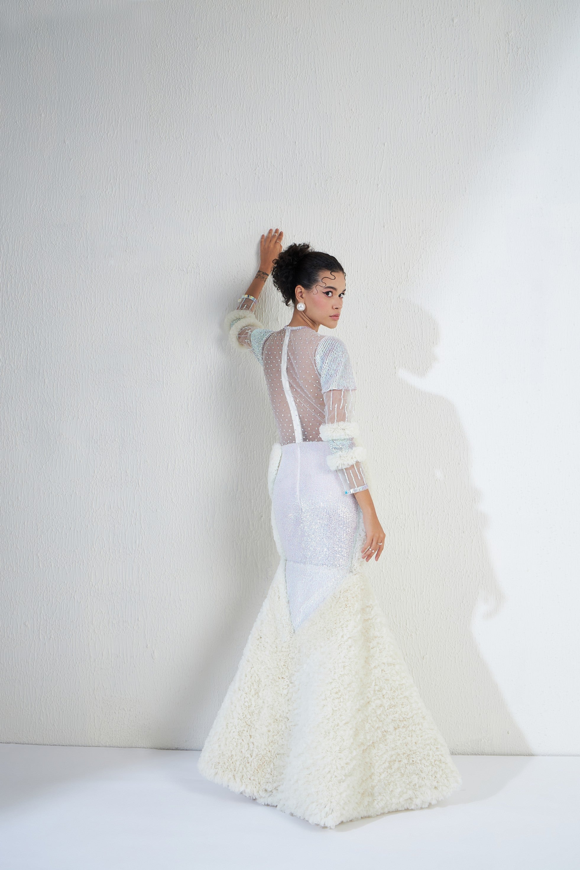 Solitary Infinite Gown