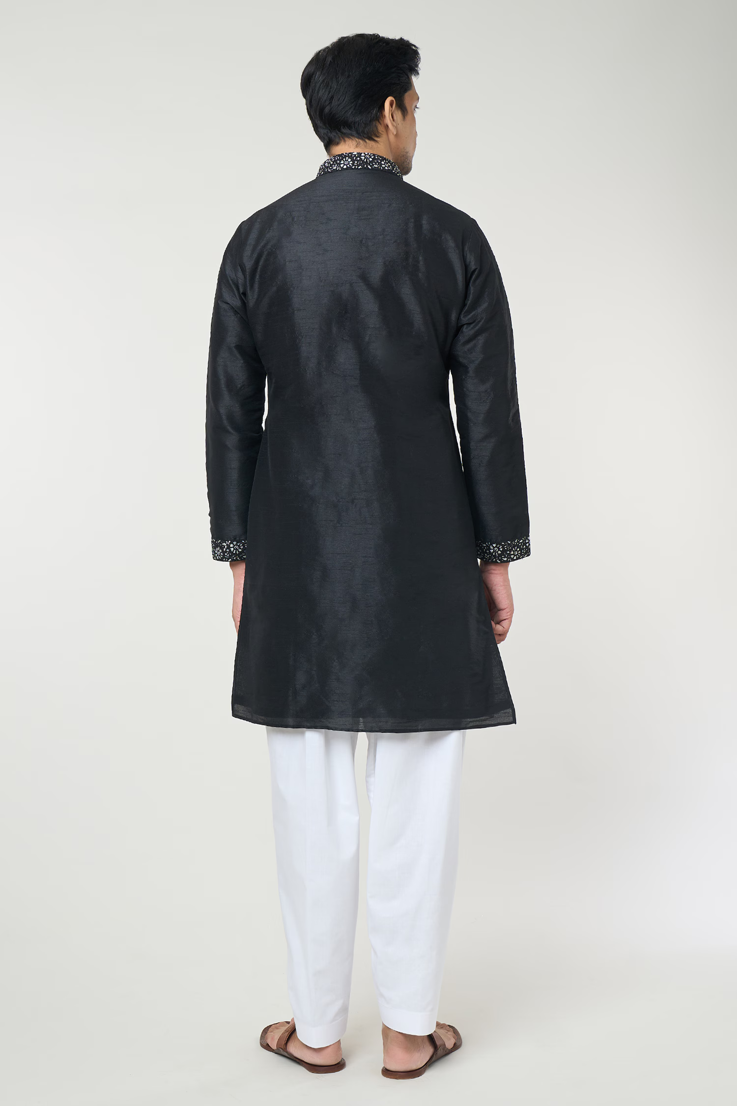 Black Embroidred Kurta Set