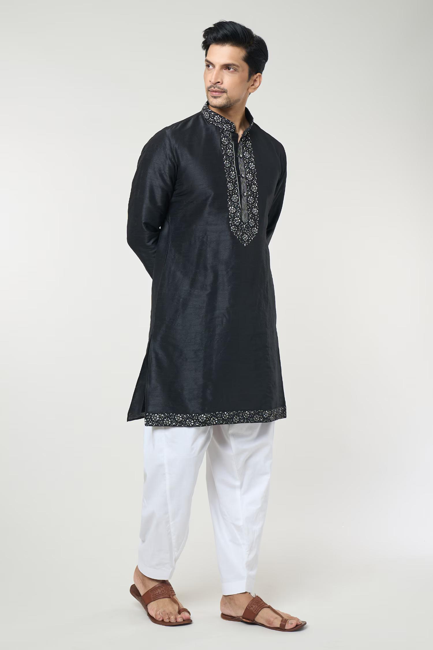 Black Embroidred Kurta Set