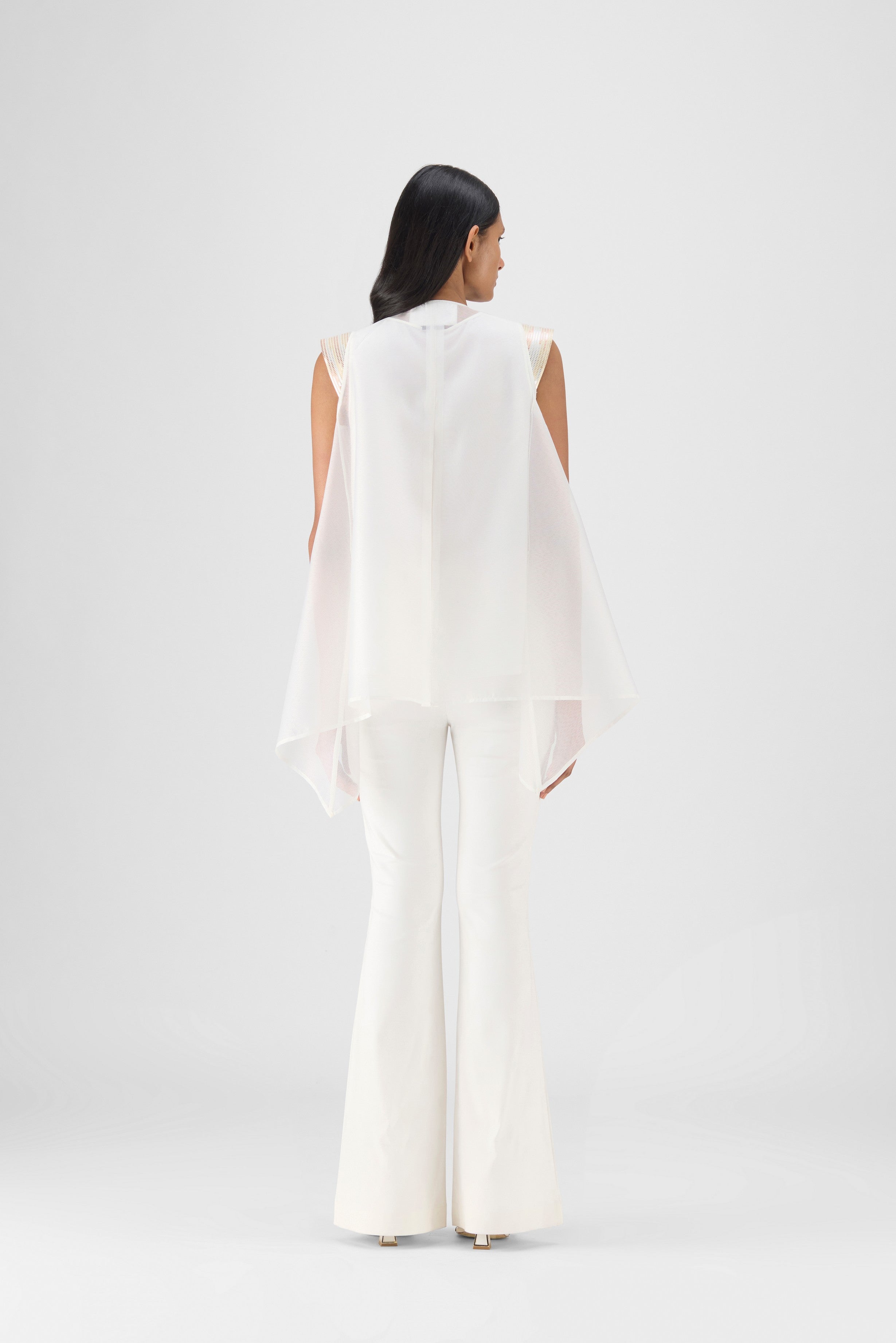 METALLIC STRUCTURED TOP