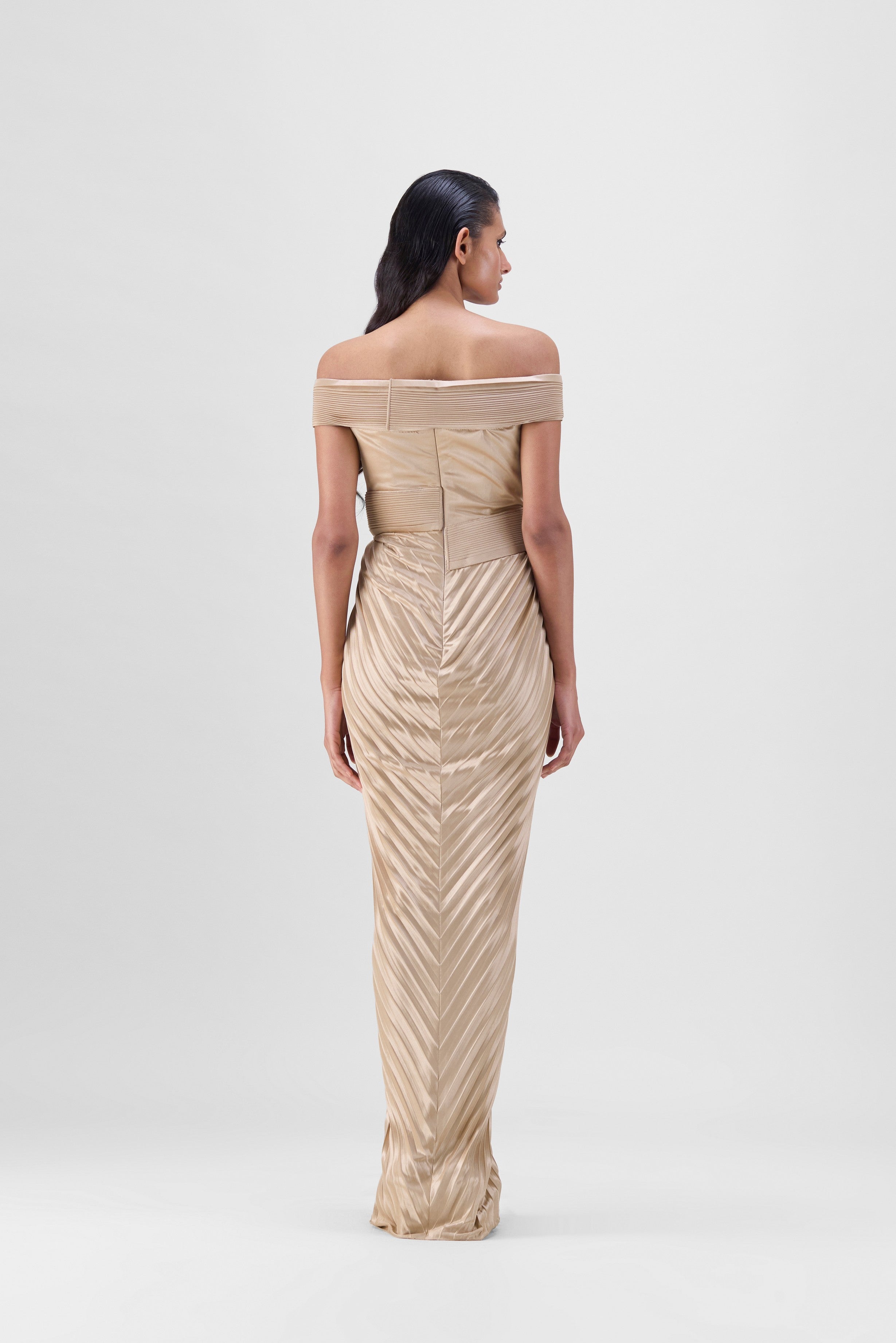 STRUCTURED PLISSÉ GOWN