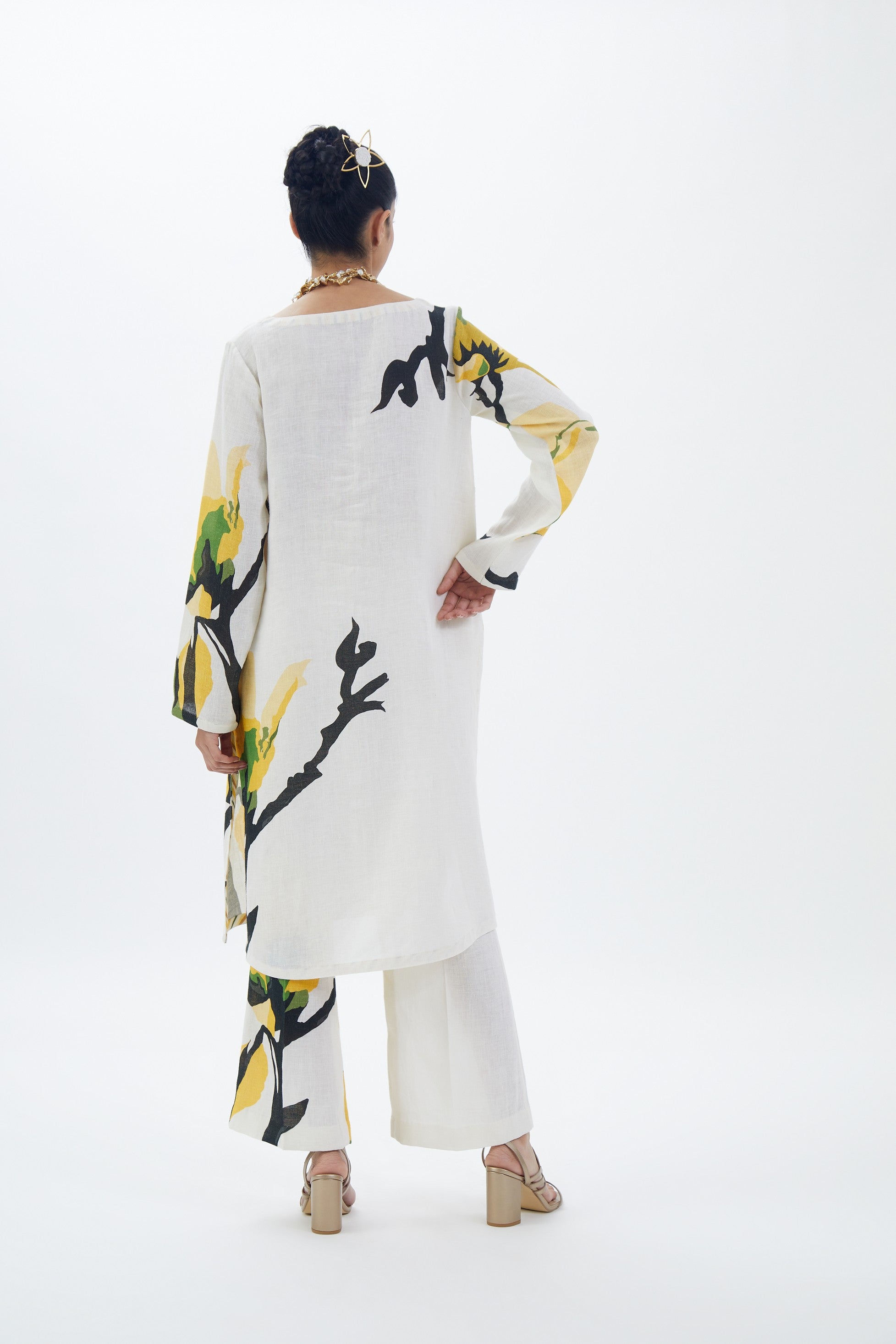 IVORY YELLOW LINEN FLORAL PRINTED KURTA SET