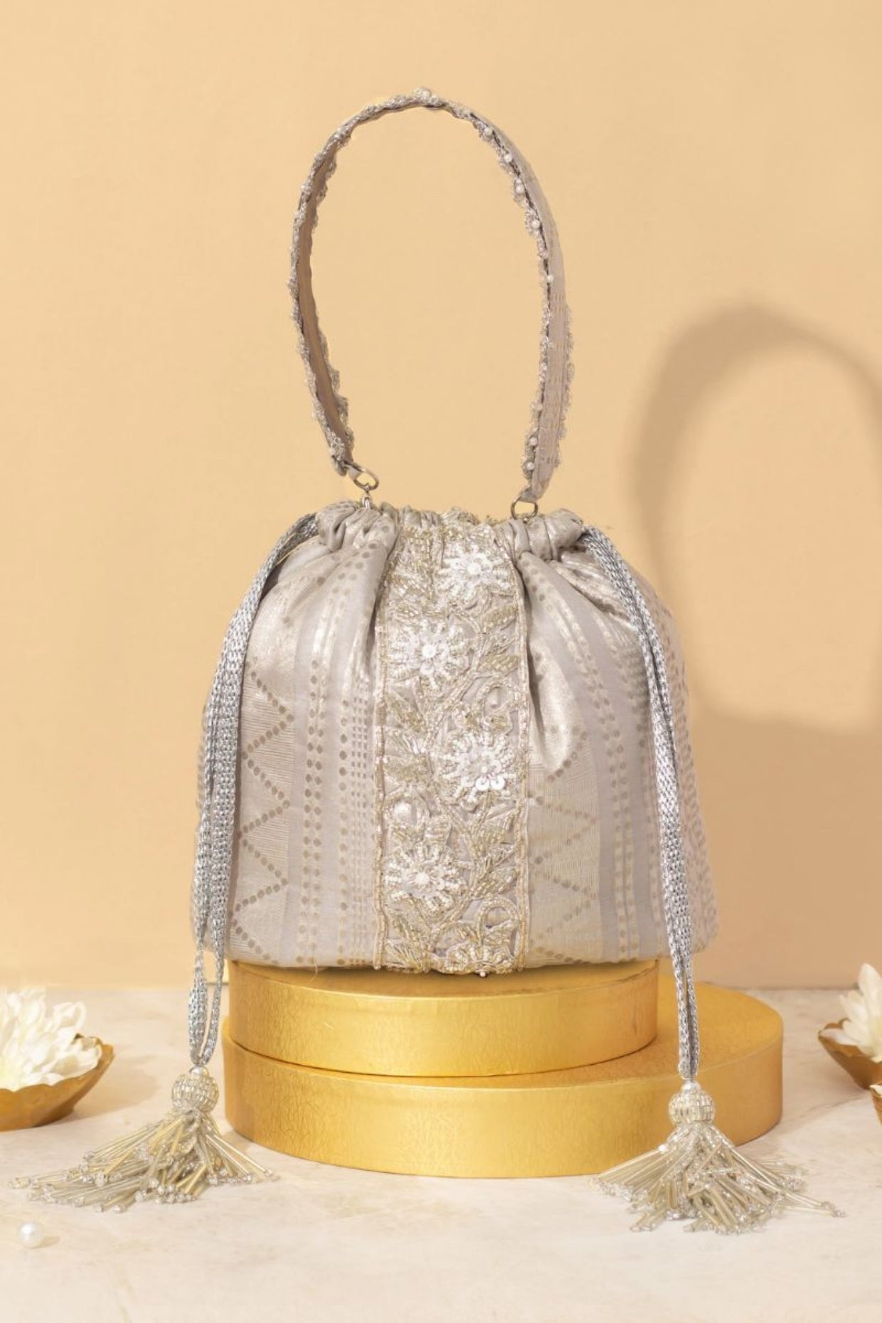 Hayat Organza Bucket Bag - Silver
