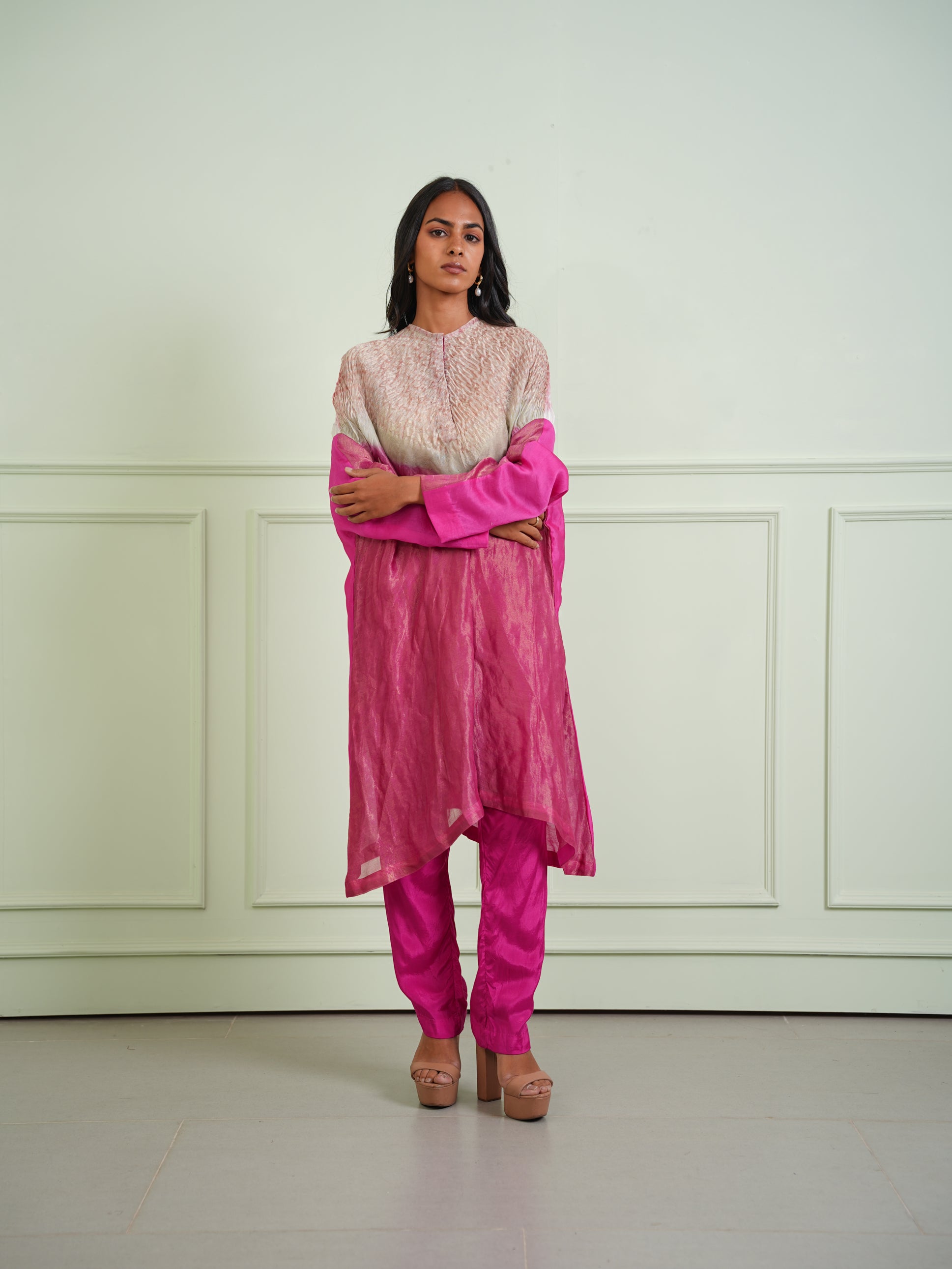 SHIBORI TISSUE BOX PLEAT SHORT KURTA