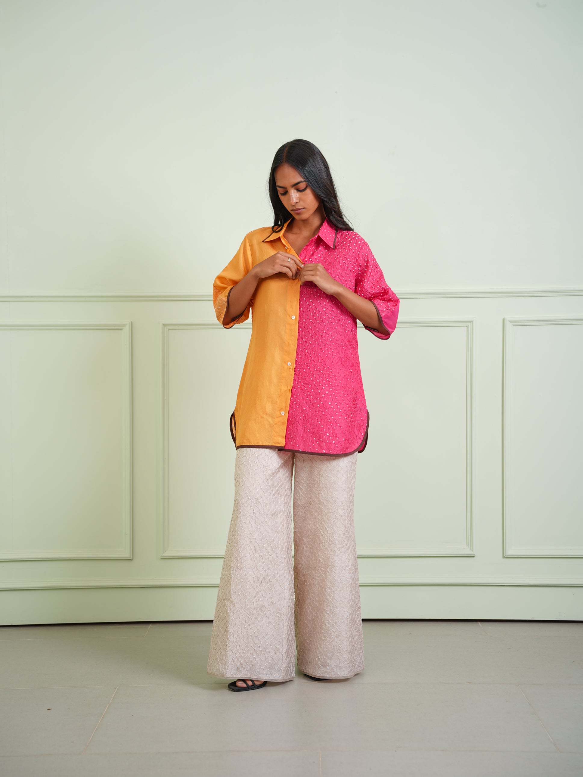 CRUSHED BANDHANI COLOR BLOCK SHIRT