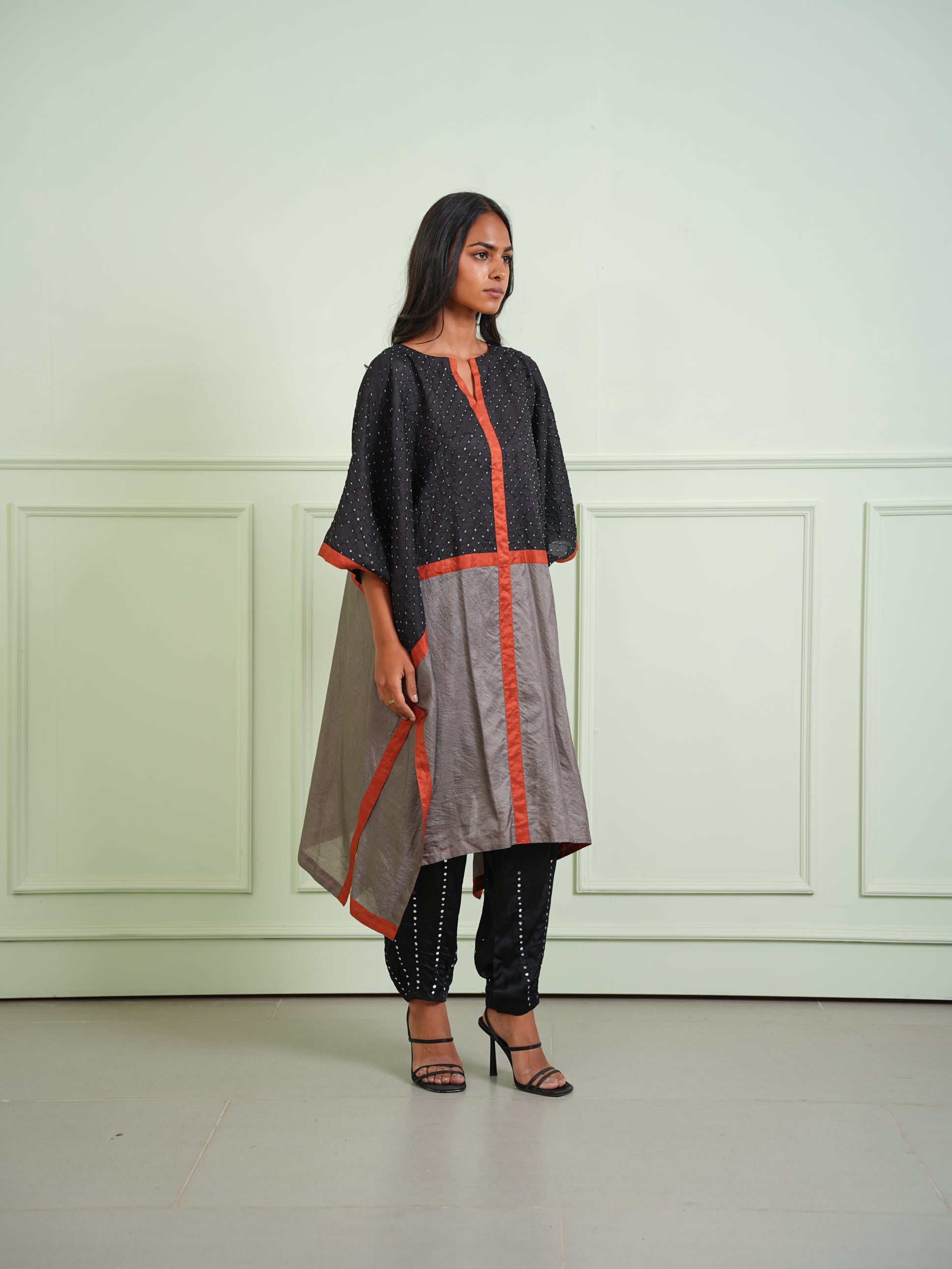 CRUSHED BANDHANI COLOR BLOCK KAFTAN TUNIC