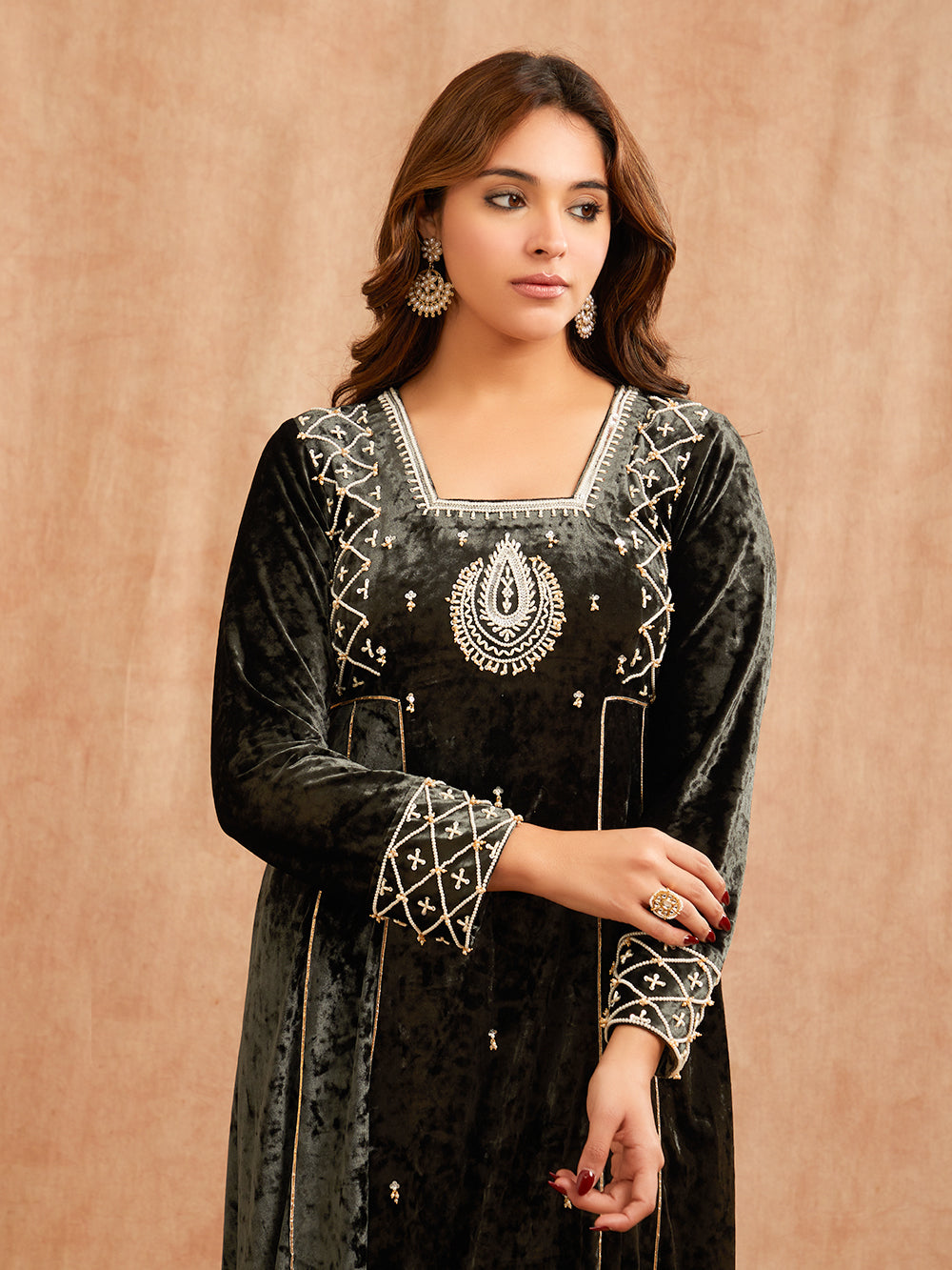 GREEN VELVET ANARKALI KURTA SET