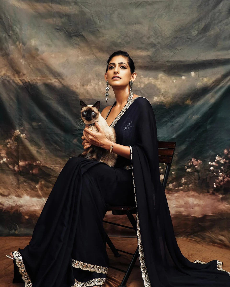 Kubbra Sait Saree
