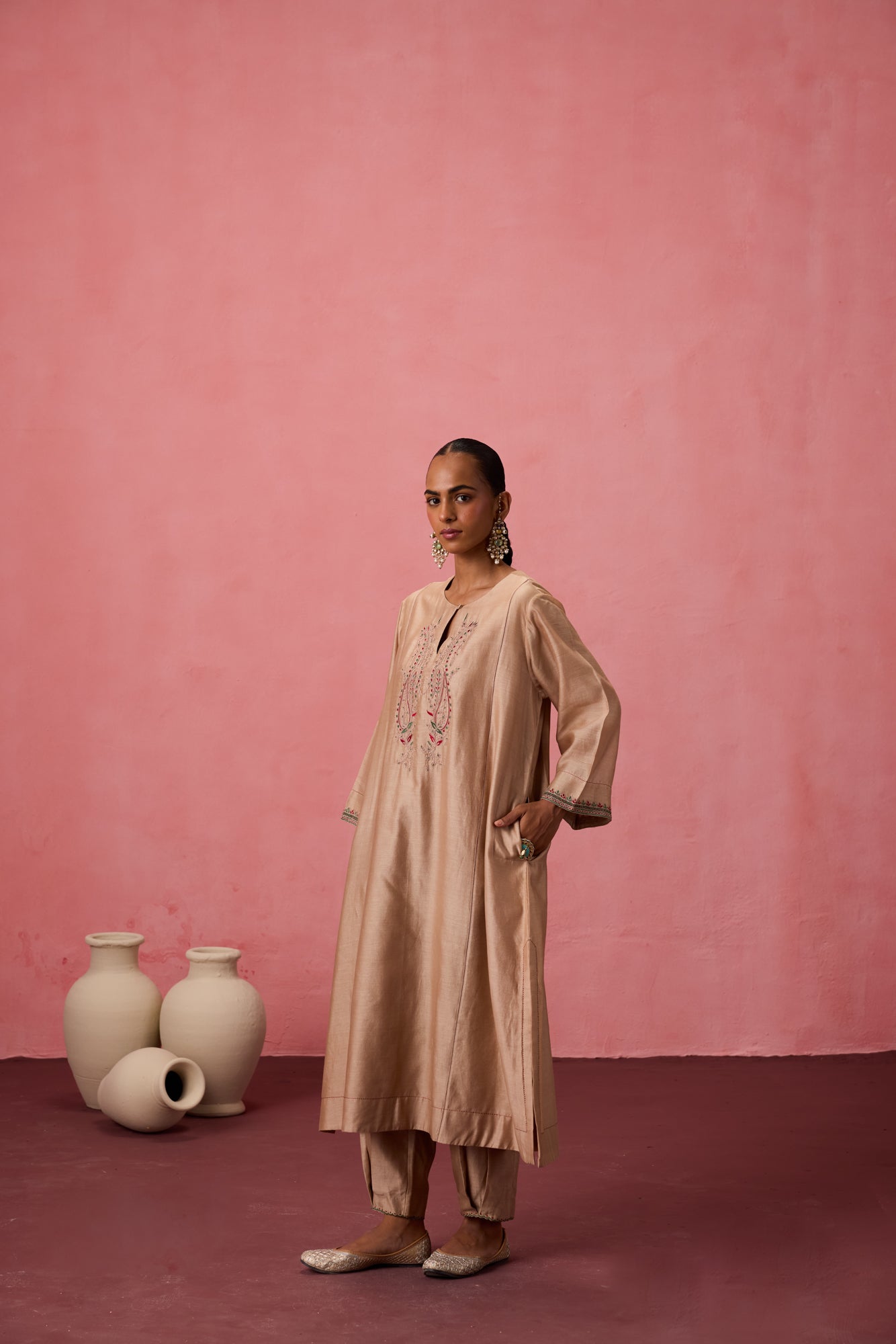 Champagne chanderi dori work and resham embroidered kurta paired with pant & organza dupatta