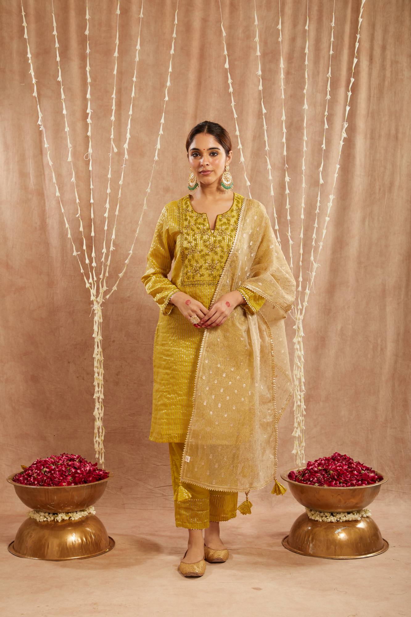Olive Green Embroidered Kurta with
Narrow Pants