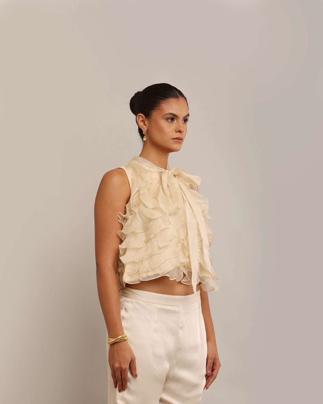 AW125 TOP