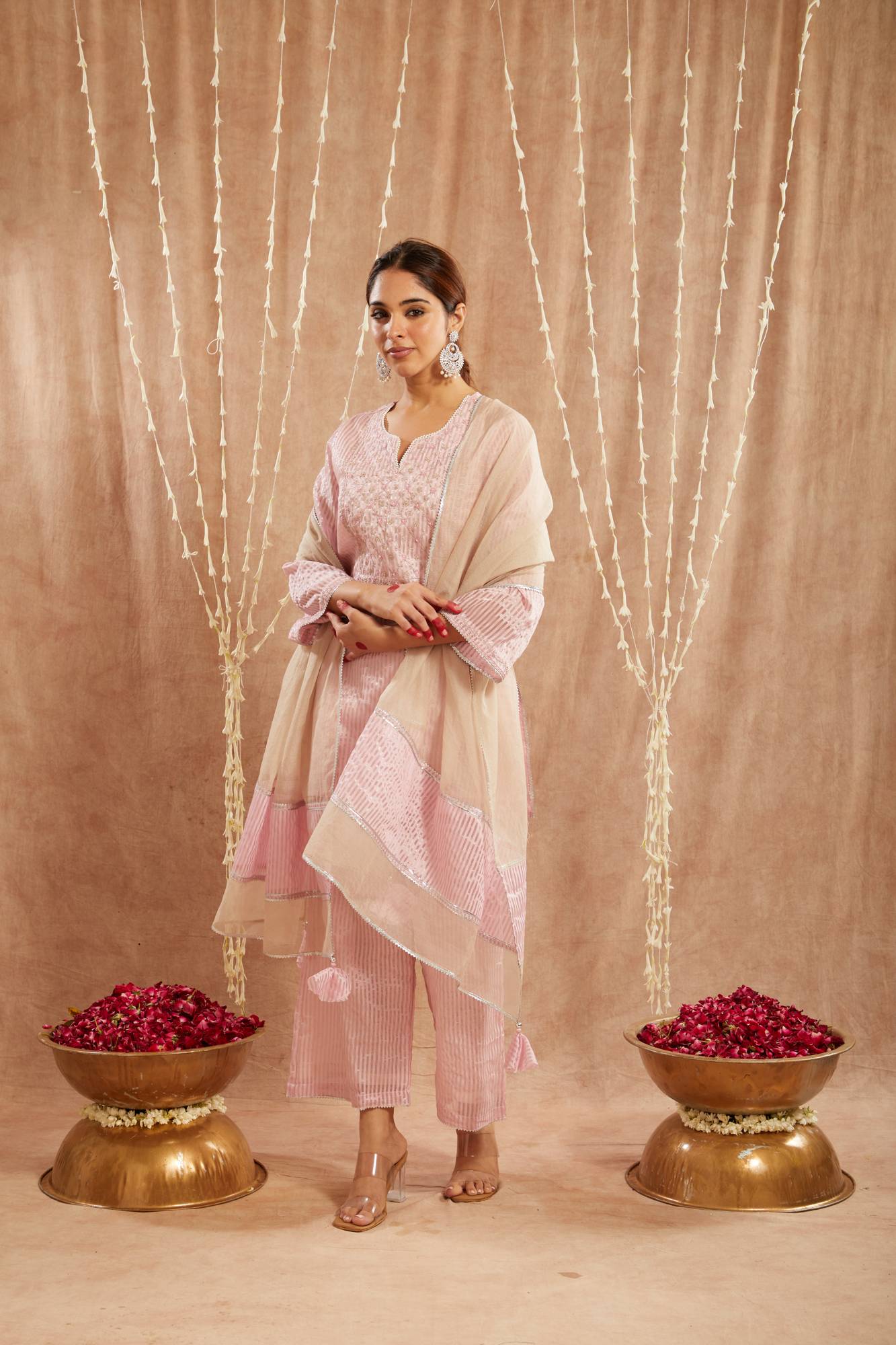 Pink Moroccan Dori Kurta with
Flared Pants