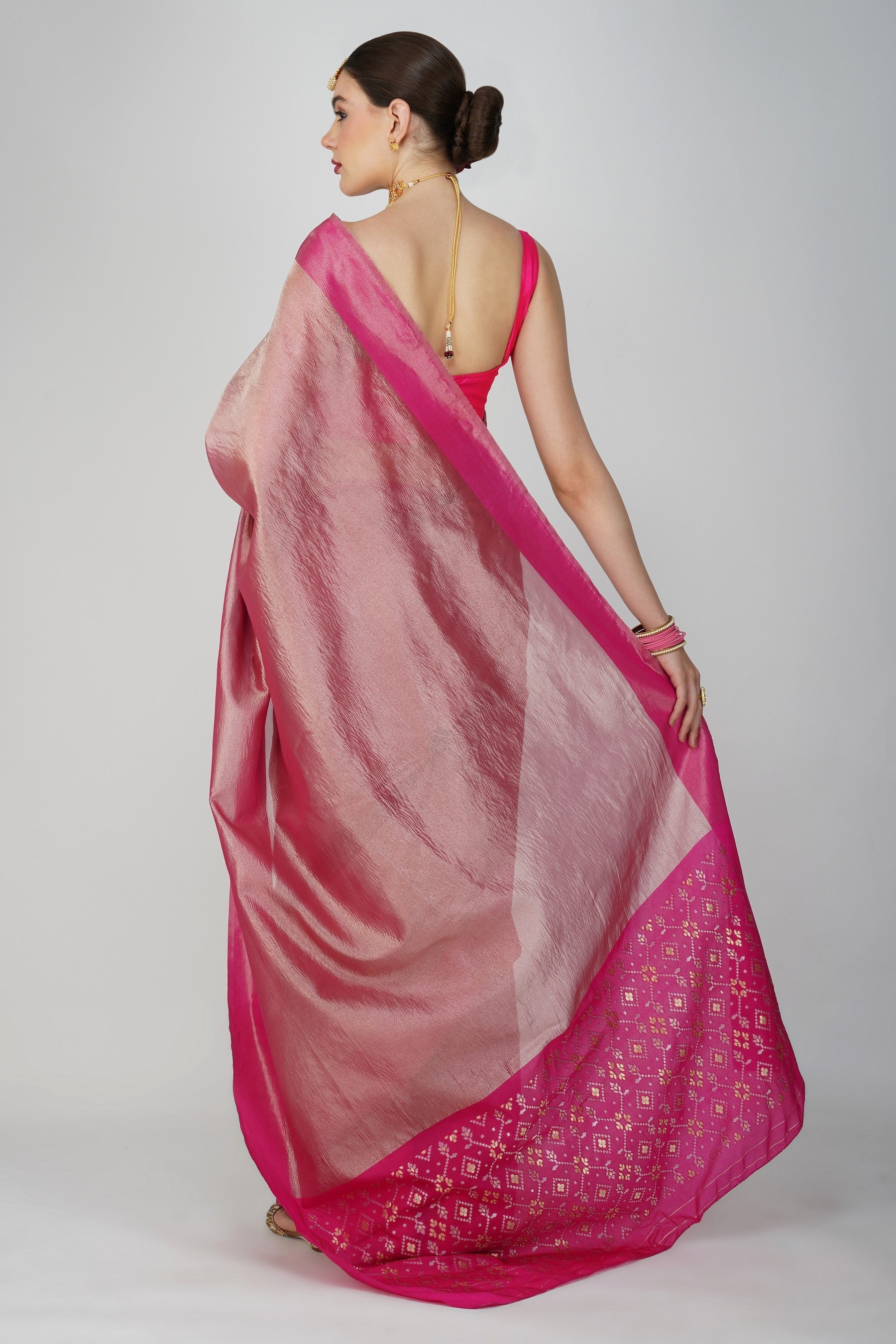 Hot Pink Pure Crushed tissue Silk Banarasi Handloom Saree