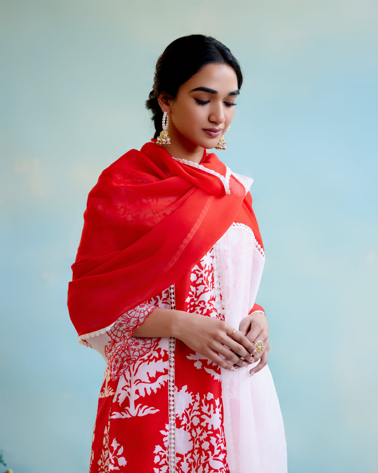Hibiscus Floral Cotton Linen Kurta with Lace Detailing and Embroidered Sleeves