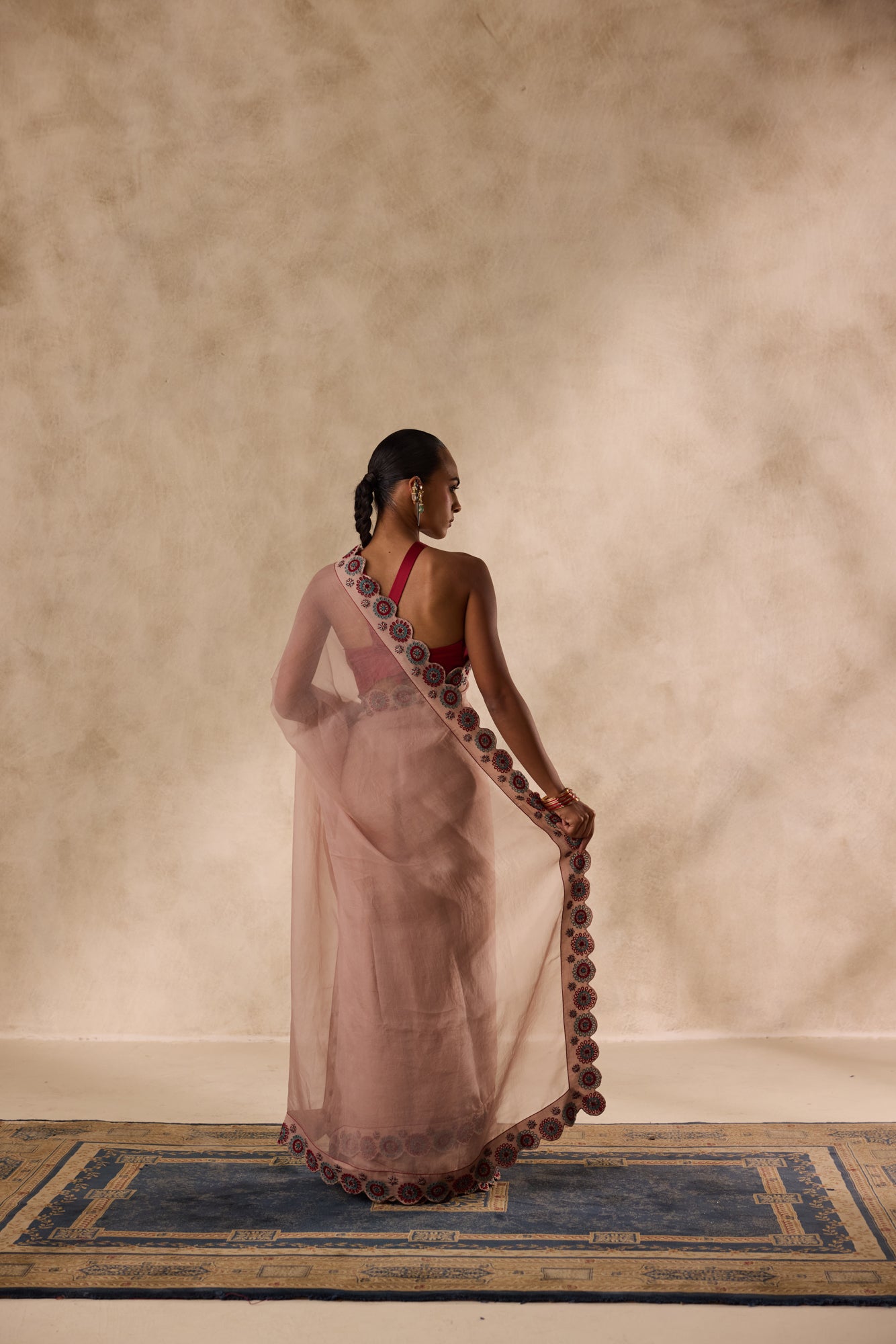 Rose gold organza heavy cutwork border embroidered saree comes with unstitched & unembroidered blouse fabric in chanderi
