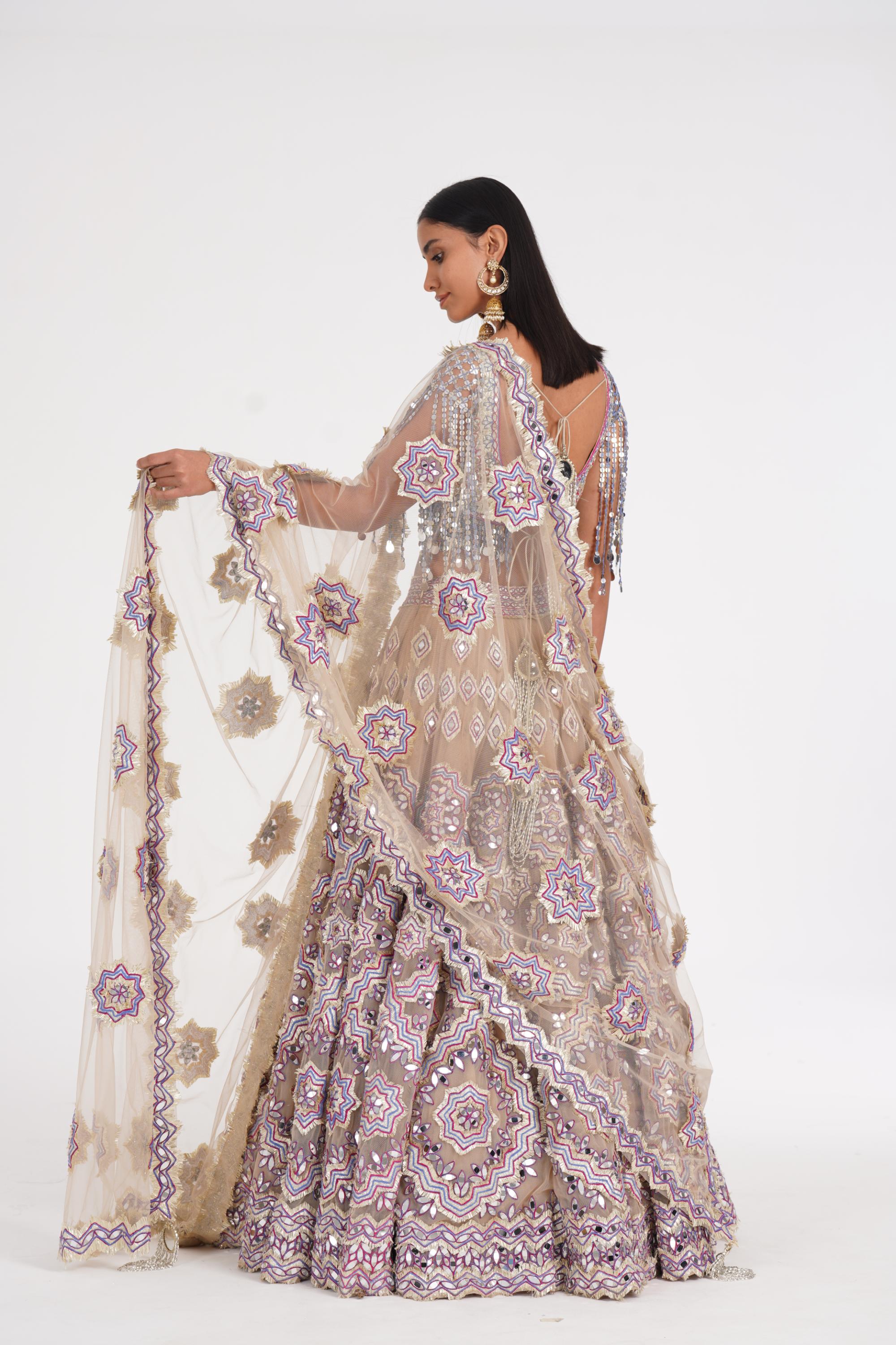 OYSTER DAISY LEHENGA SET