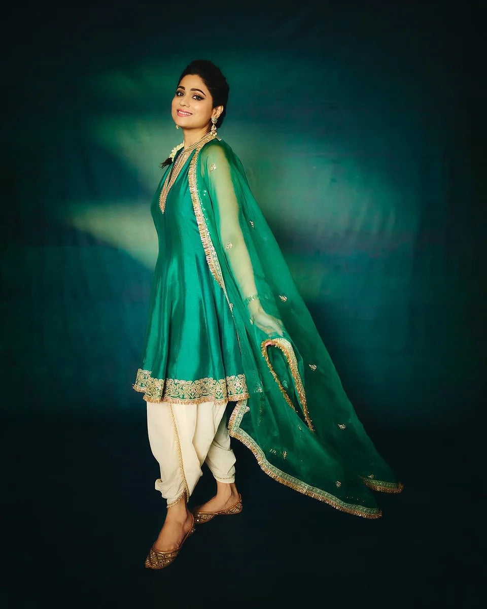 Shamita Shetty in Gitashri Dhoti Set