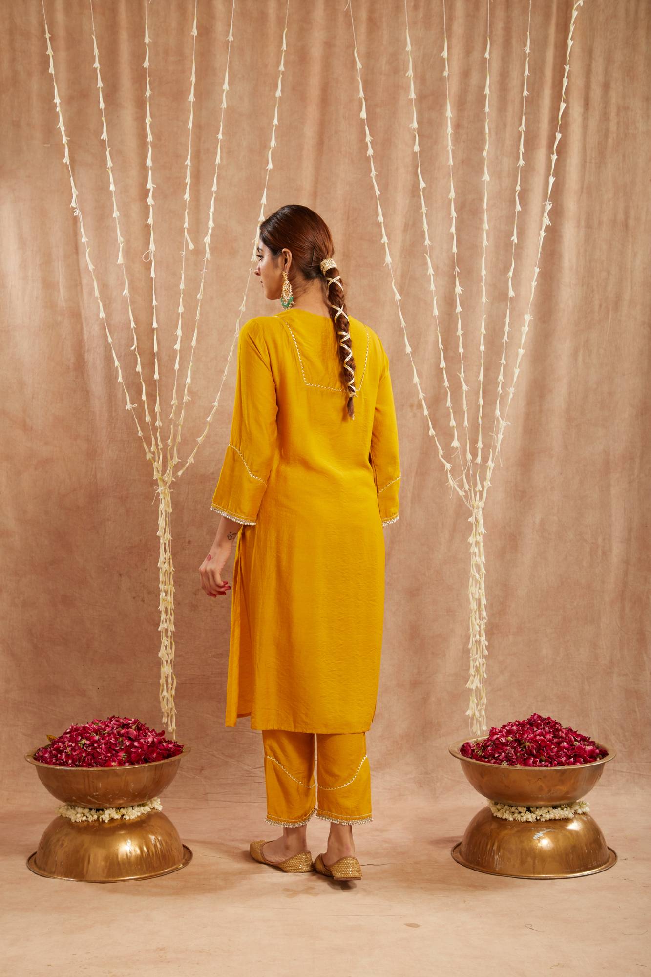 Golden Dori Chanderi Kurta with Narrow Pants