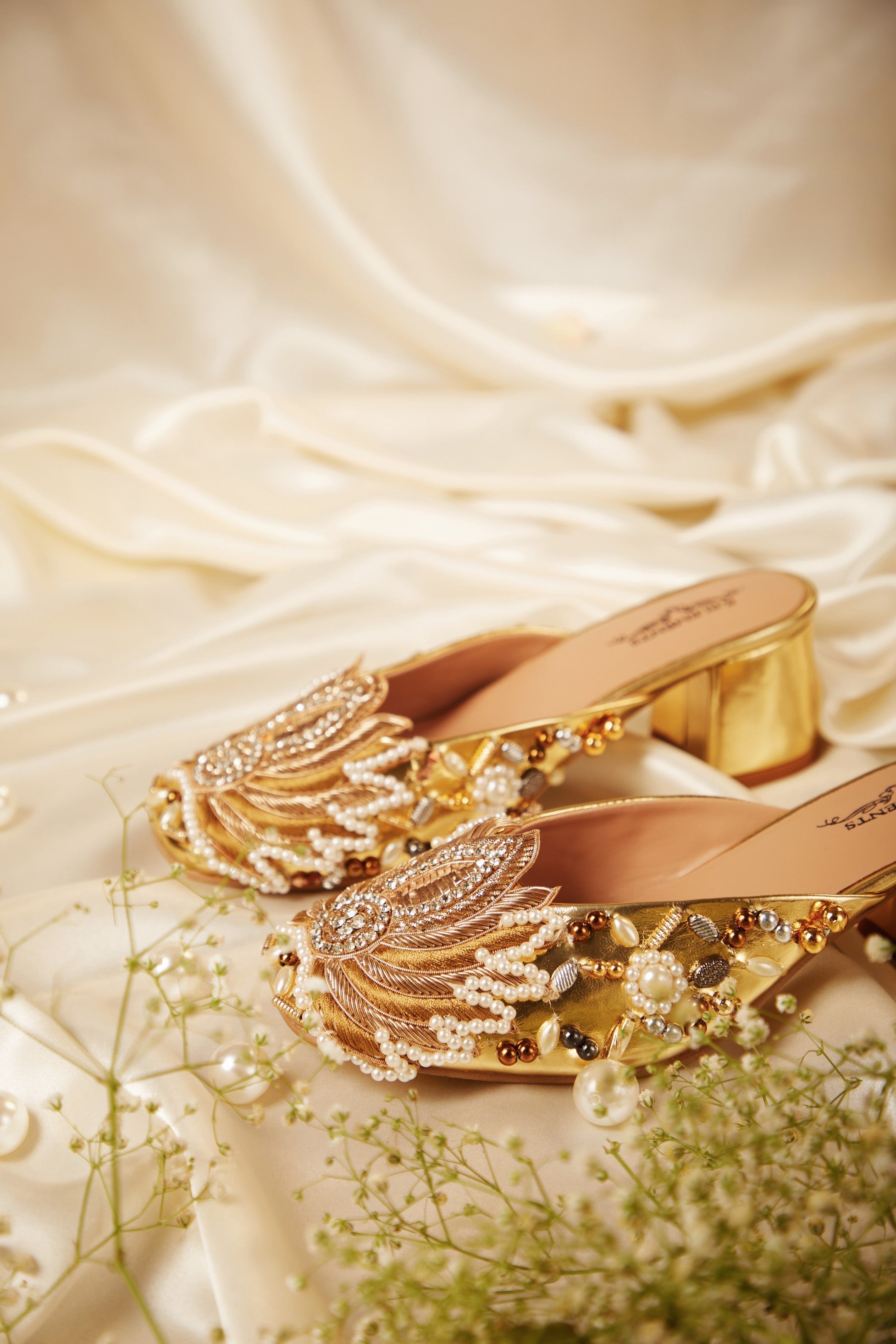 Gold lotus-Mule heel