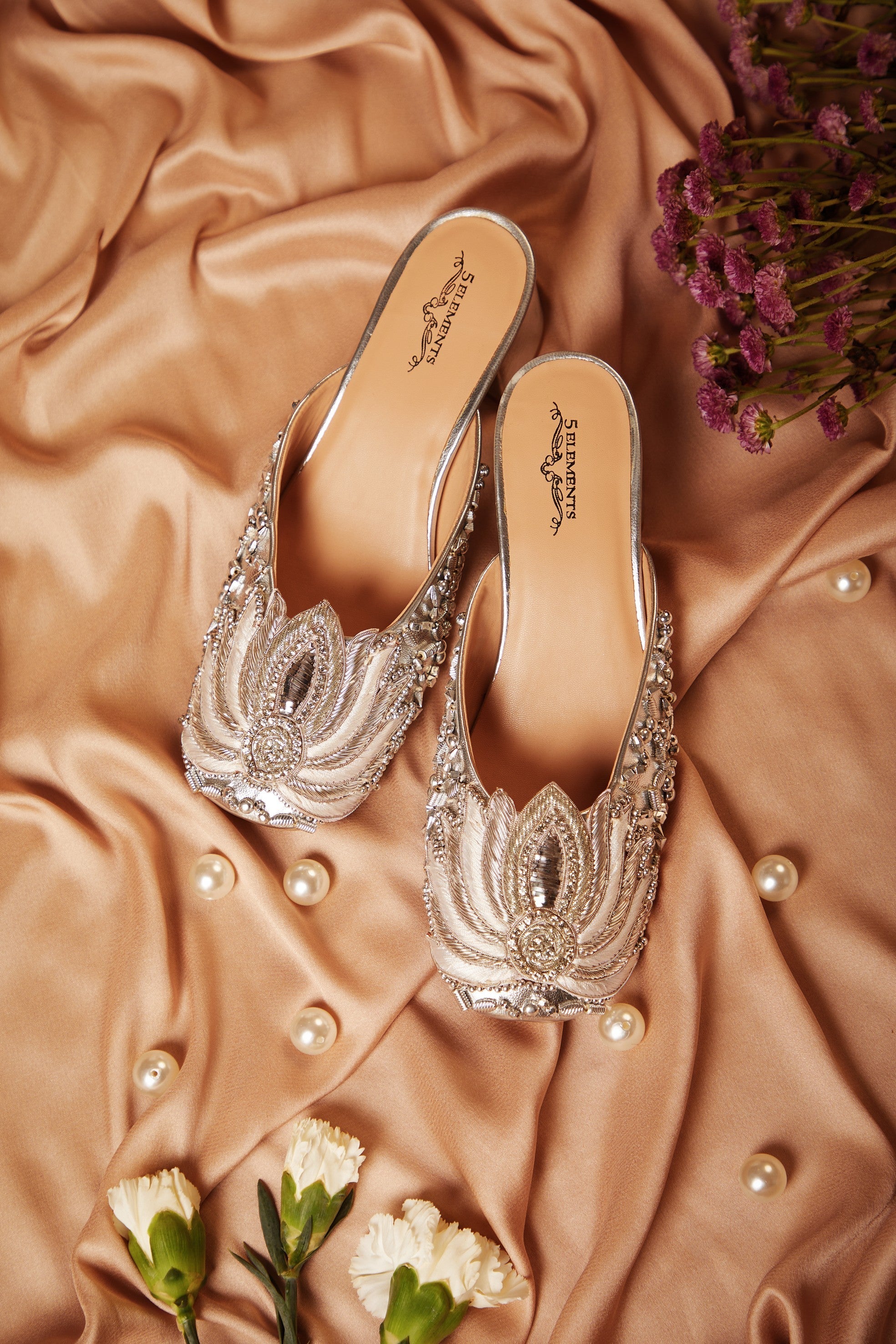 Silver lotus -mule heel