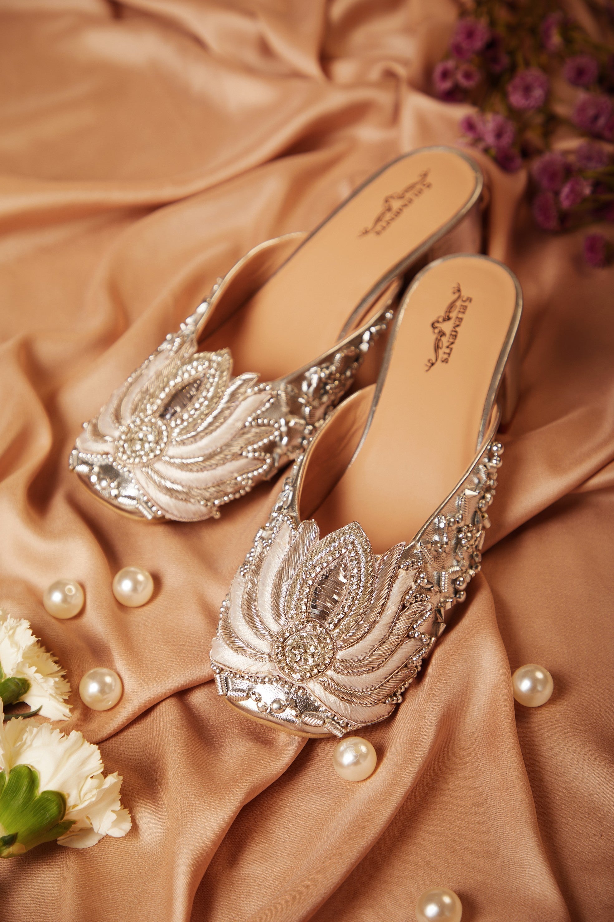 Silver lotus -mule heel