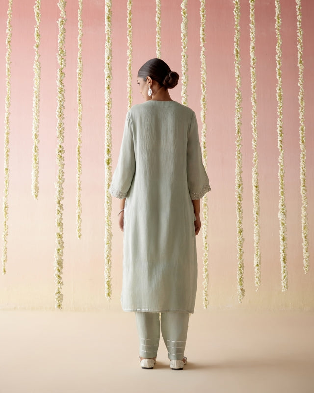 Mint Daisy Tissue Kurta with
Narrow Pants & Dupatta - Set of 3