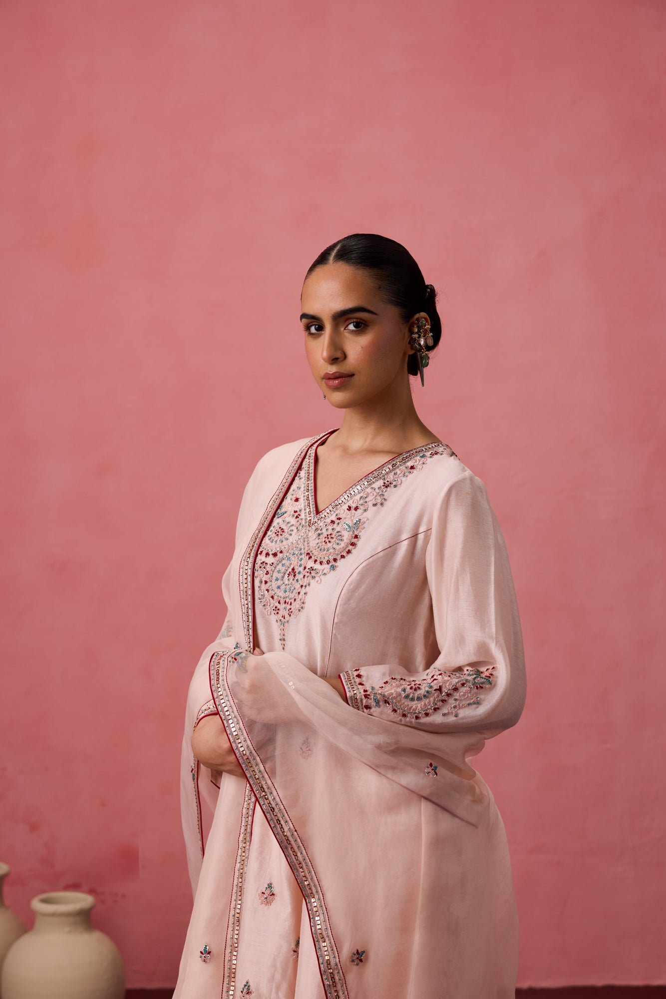 Cozy peach chanderi dori work and resham buti and heavy neckline embroidered kurta paired with pant & organza dupatta