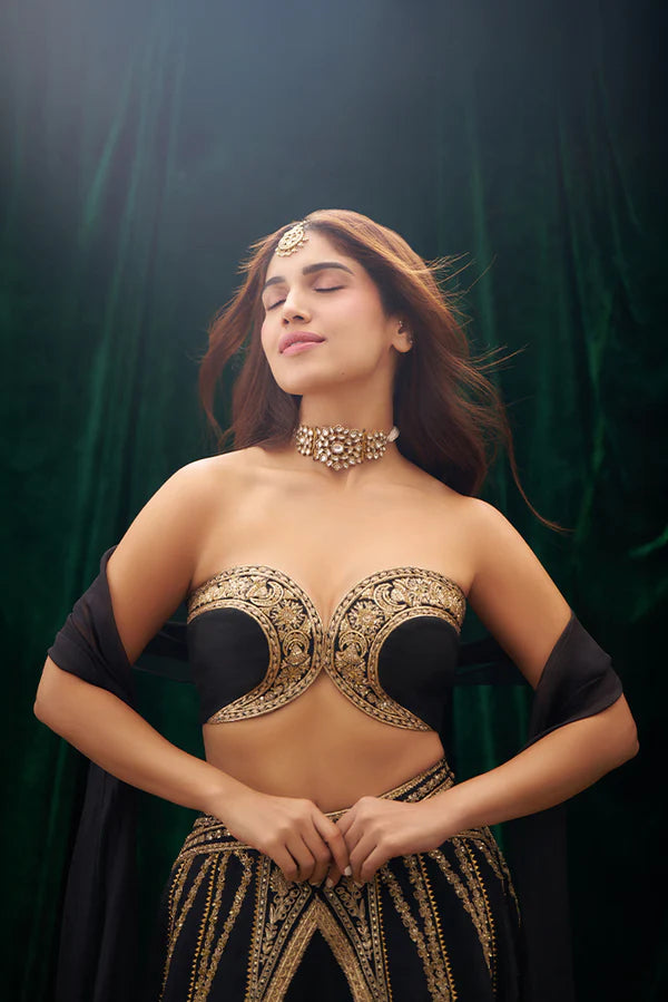 ‘AANKHON KA PAIGAM’ LEHENGA