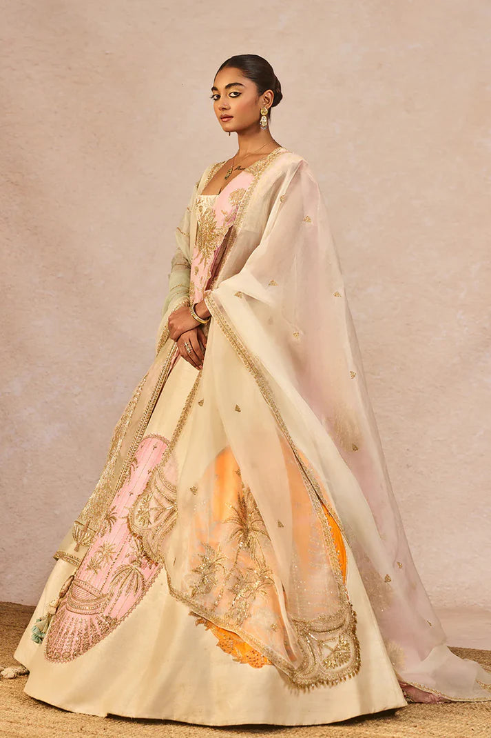 āMAHEK TI HUI CHANDNIā LEHENGA 1