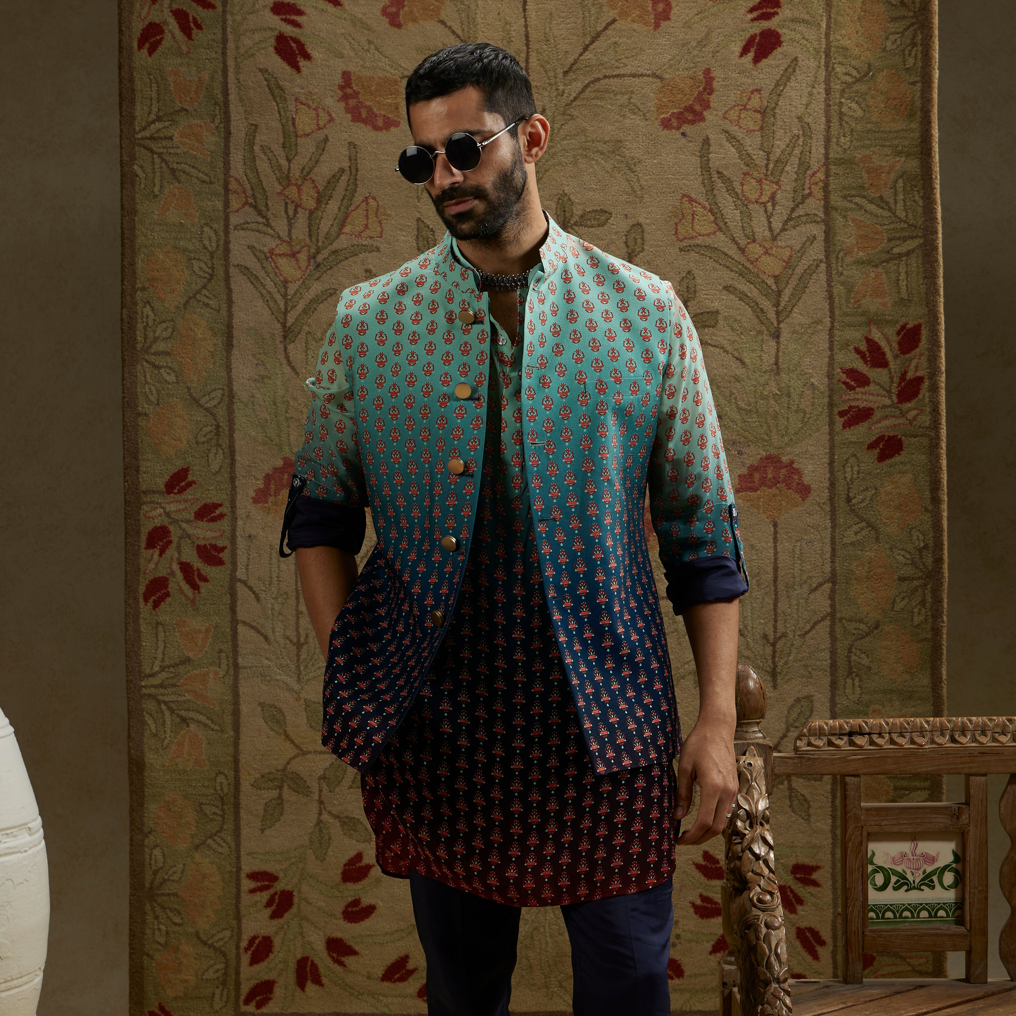 Blue Red Ombre Printed Reversible Bundi