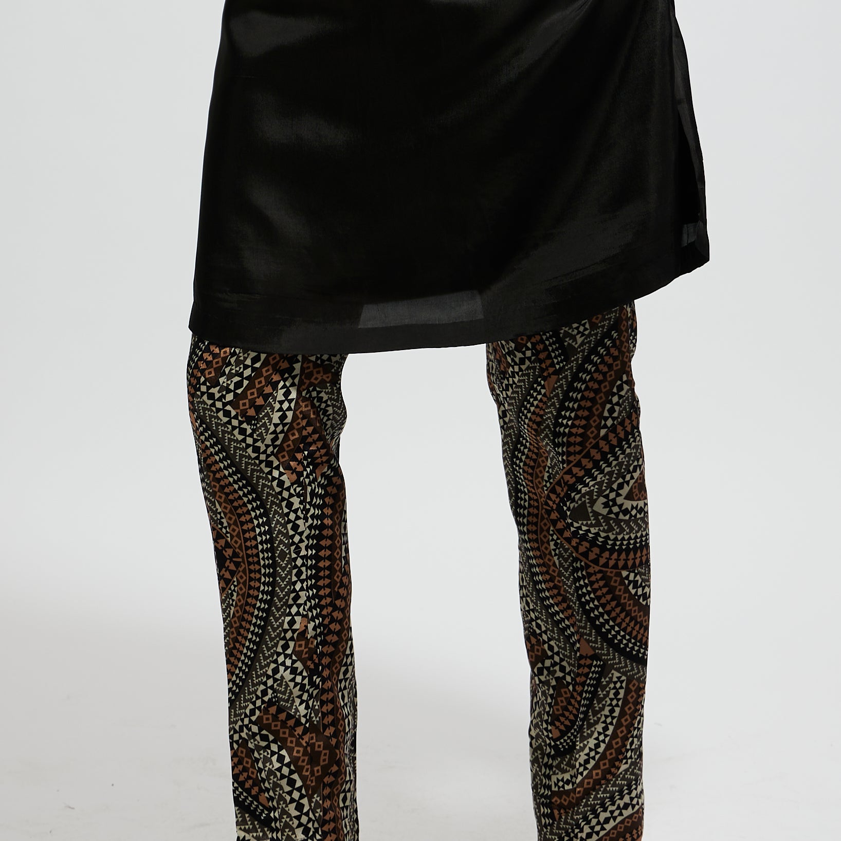 ZENTANGLE PRINT BUNDI PAIRED WITH BLACK EMBROIDERED KURTA PATTI AND PRINTED PANTS