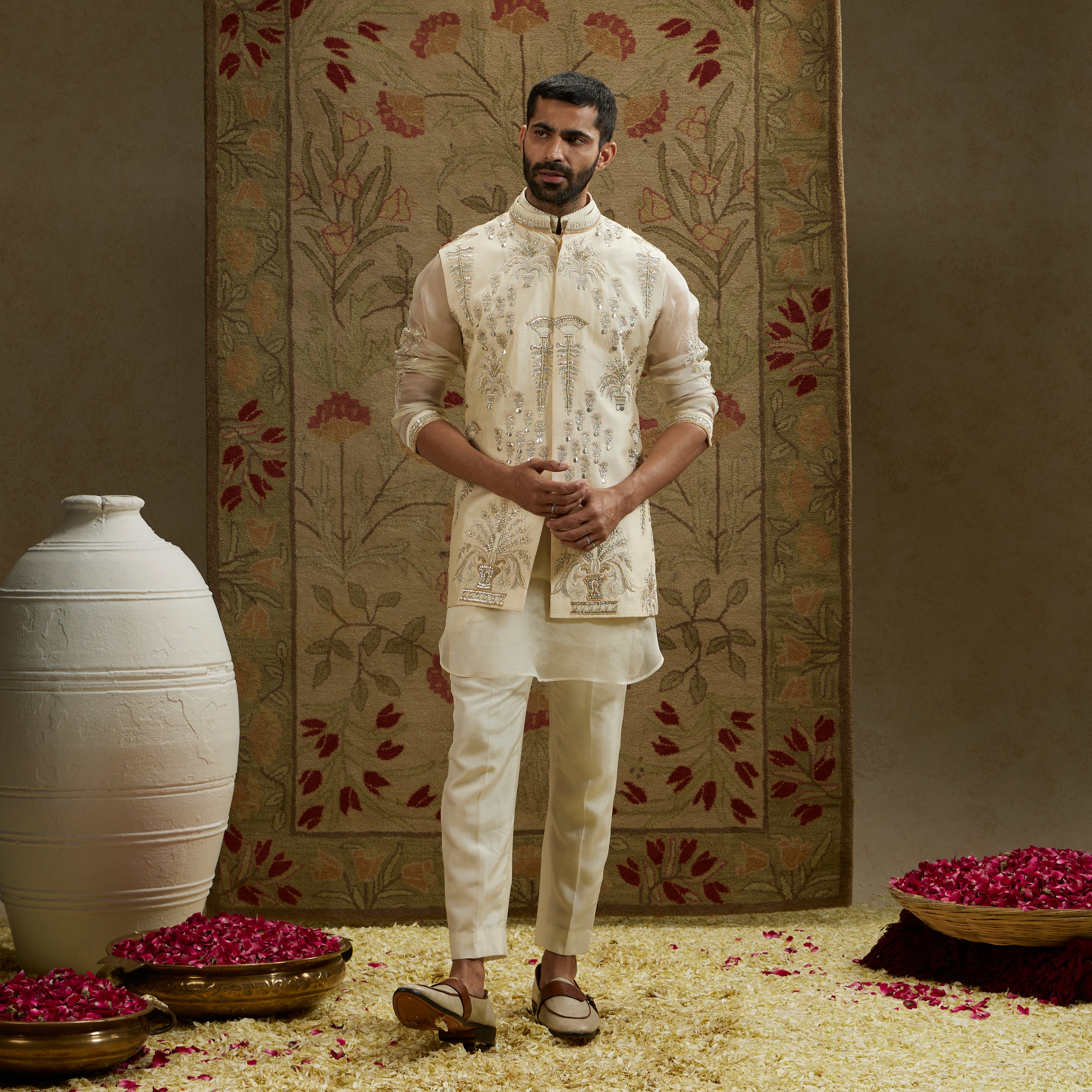 Magnolia Embellished Bundi