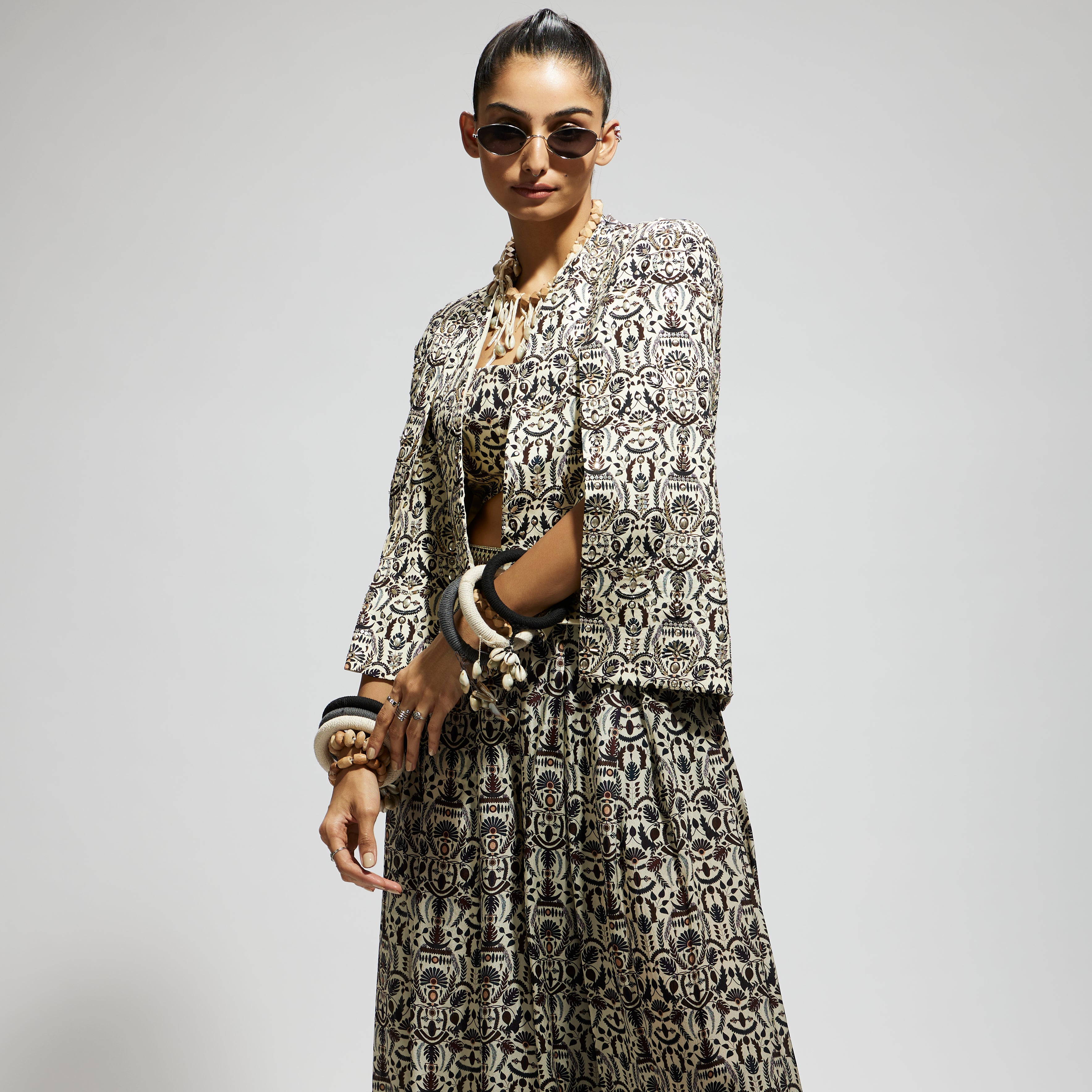 WHITE EMBELLISHED JAAL CAPE JACKET SET