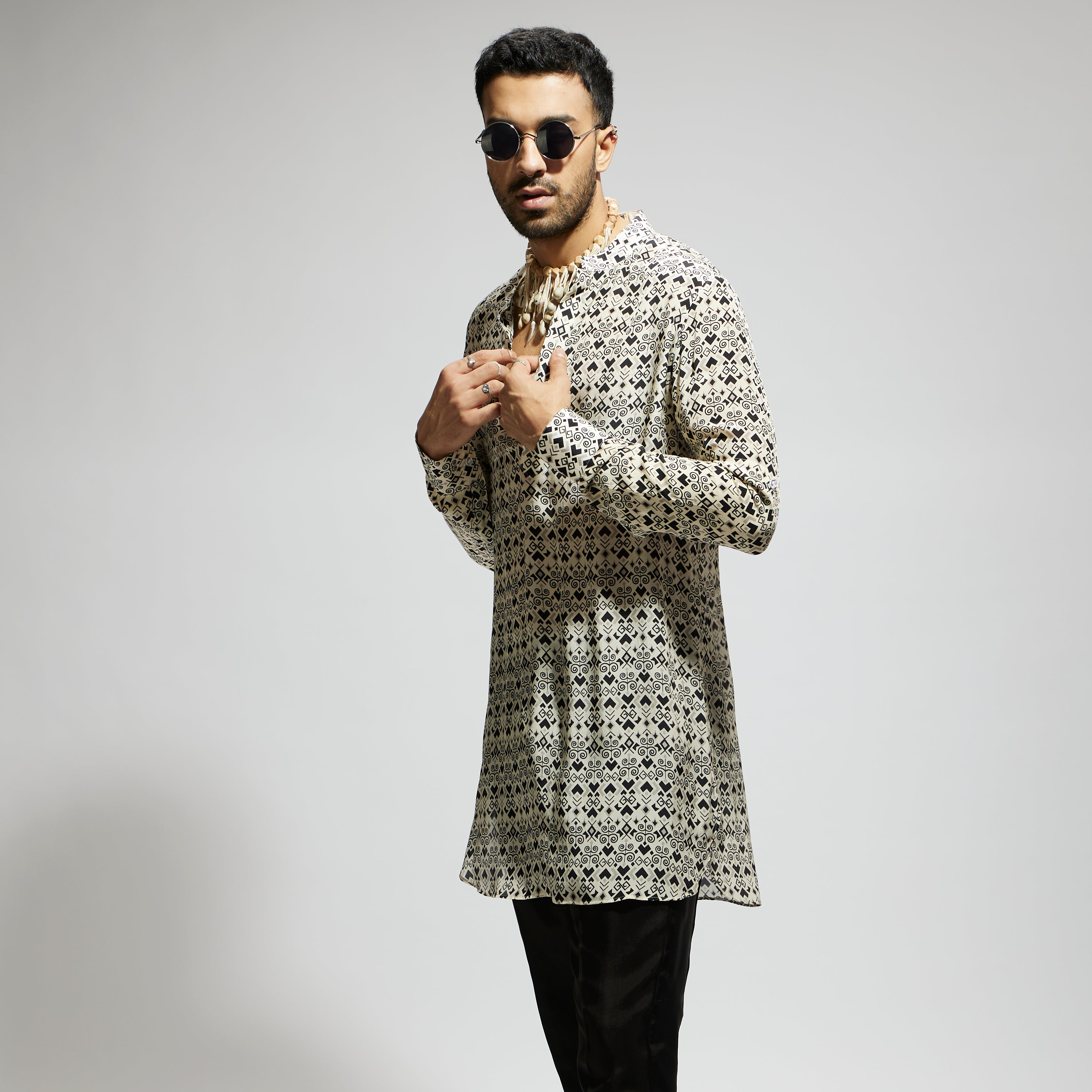 WHITE GEO PRINT ROLLED UP SLEEVES KURTA