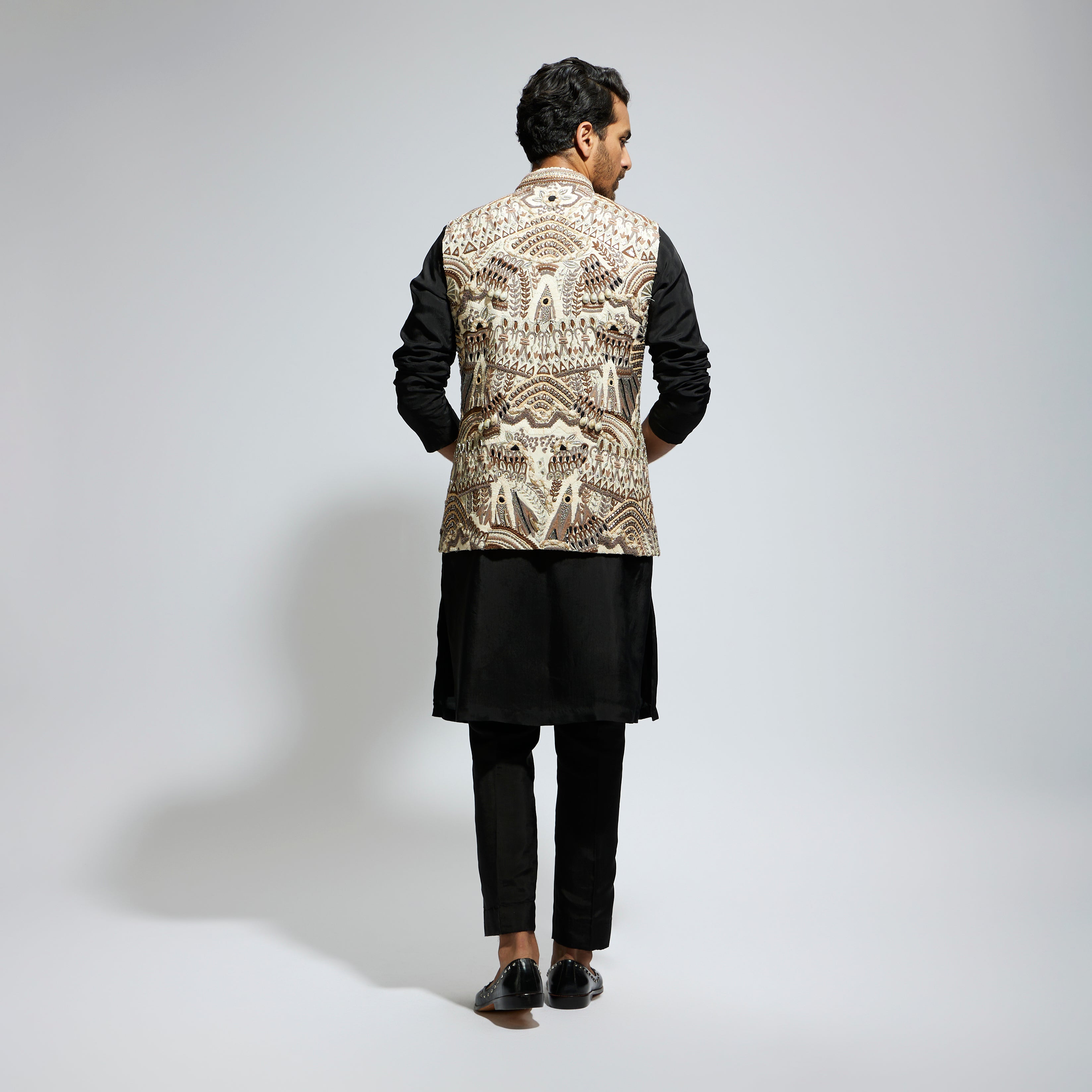 IVORY ABTRACT EMBROIDERED BUNDI