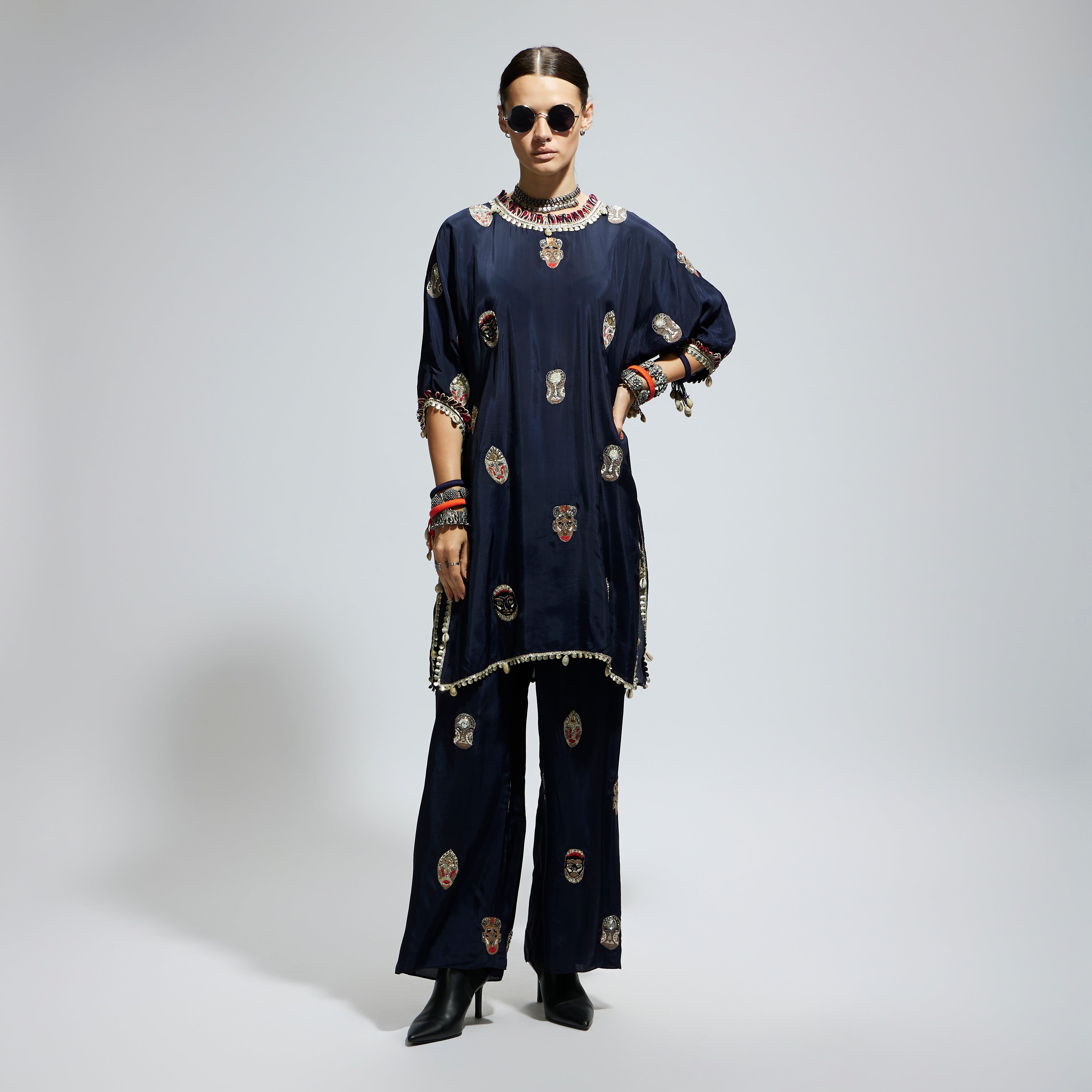 BLUE MASK EMBROIDERED KURTA SET