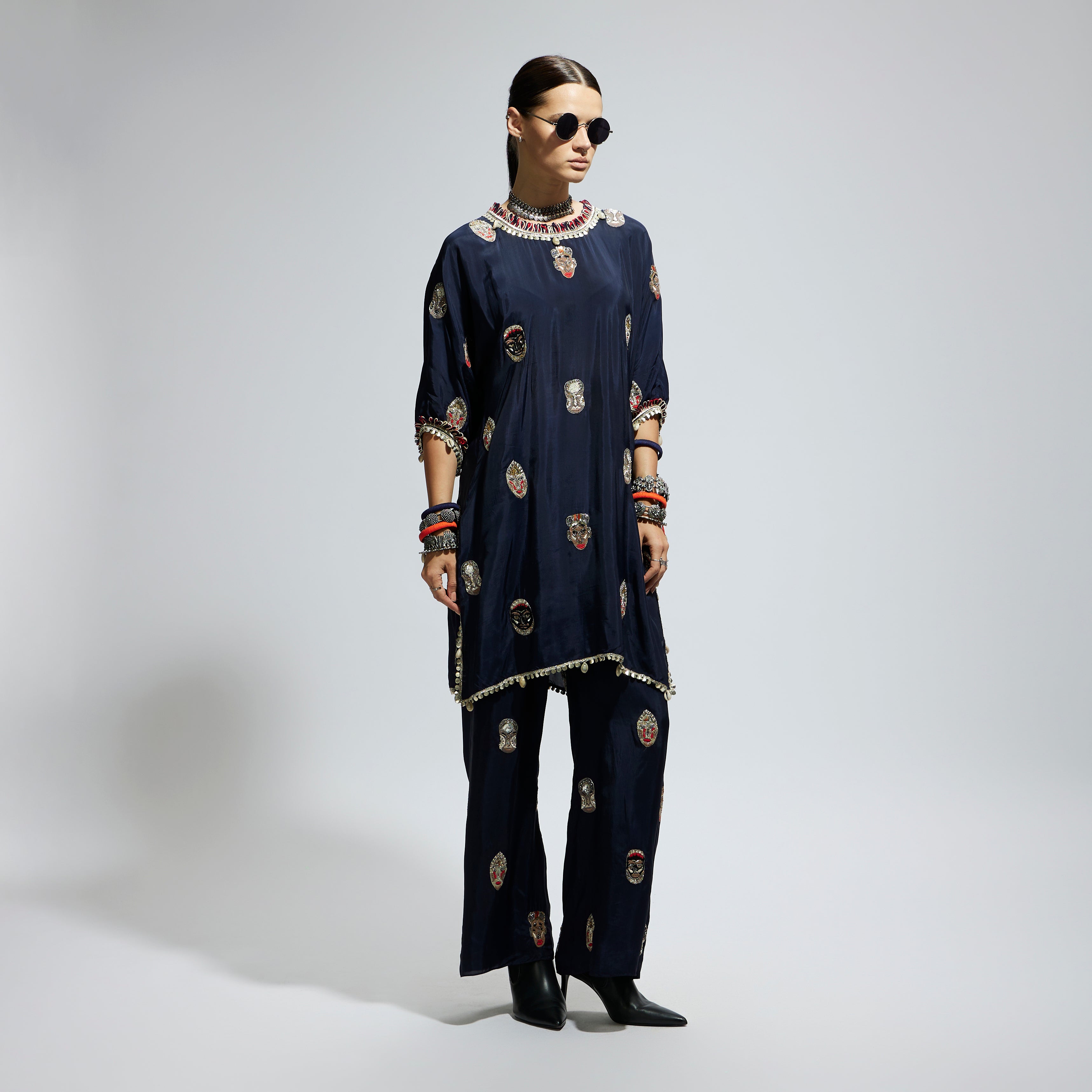 BLUE MASK EMBROIDERED KURTA SET