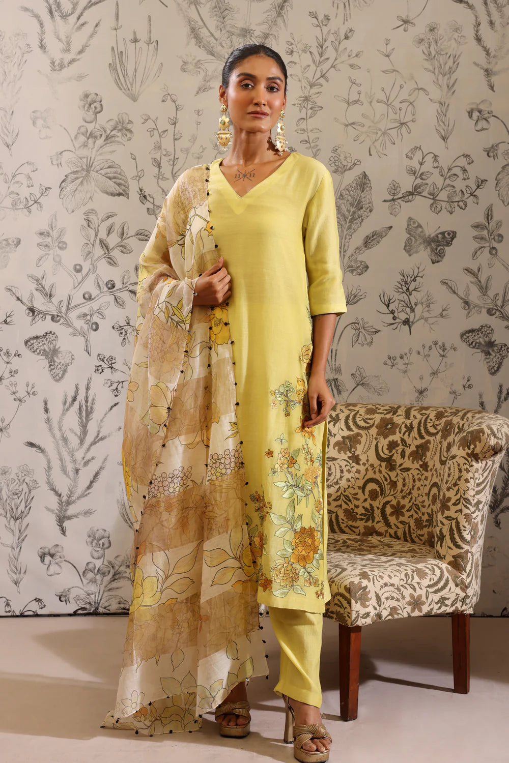 VAKYA "singing of birds"yellow