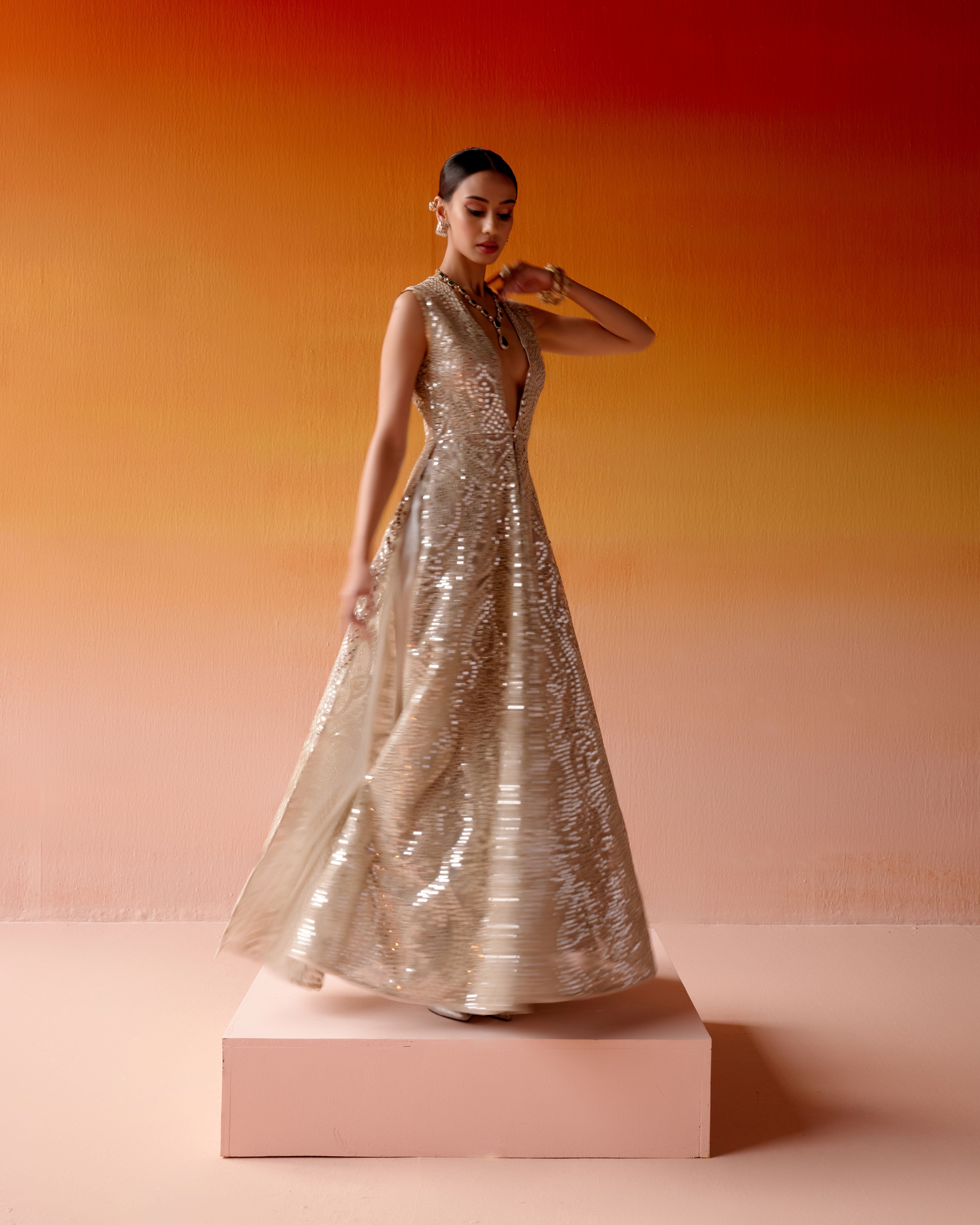 MIRRORWORK LONG SLEEVELESS JACKET