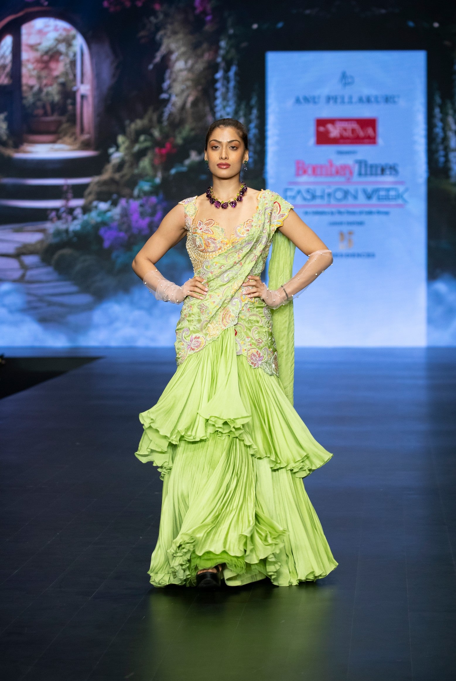 Kuha Pre-draped saree set