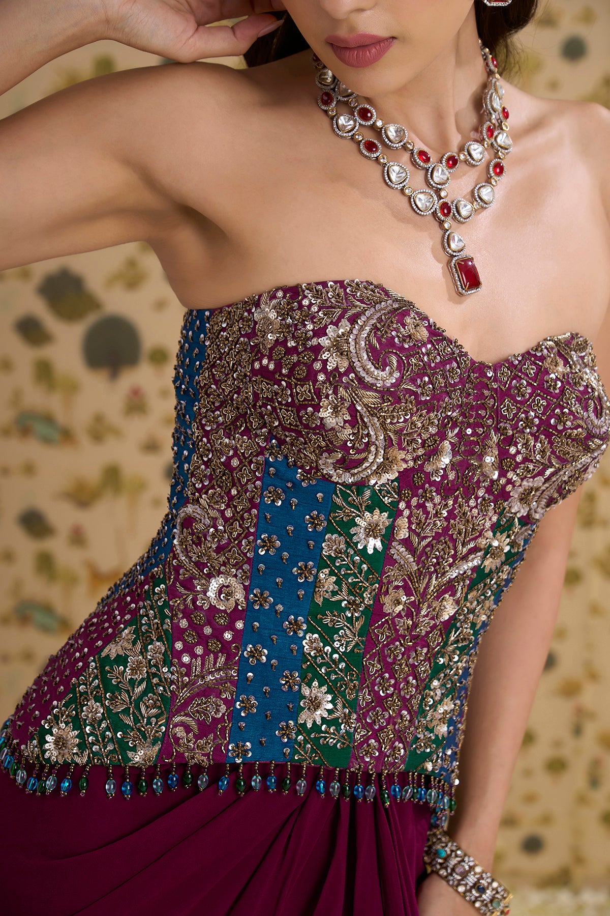MANJARI CAPE SET 07