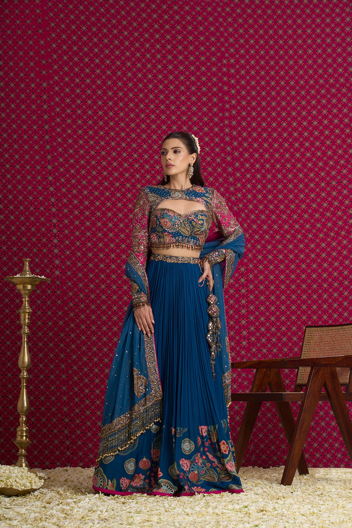 NEELAMBARI LEHENGA 02